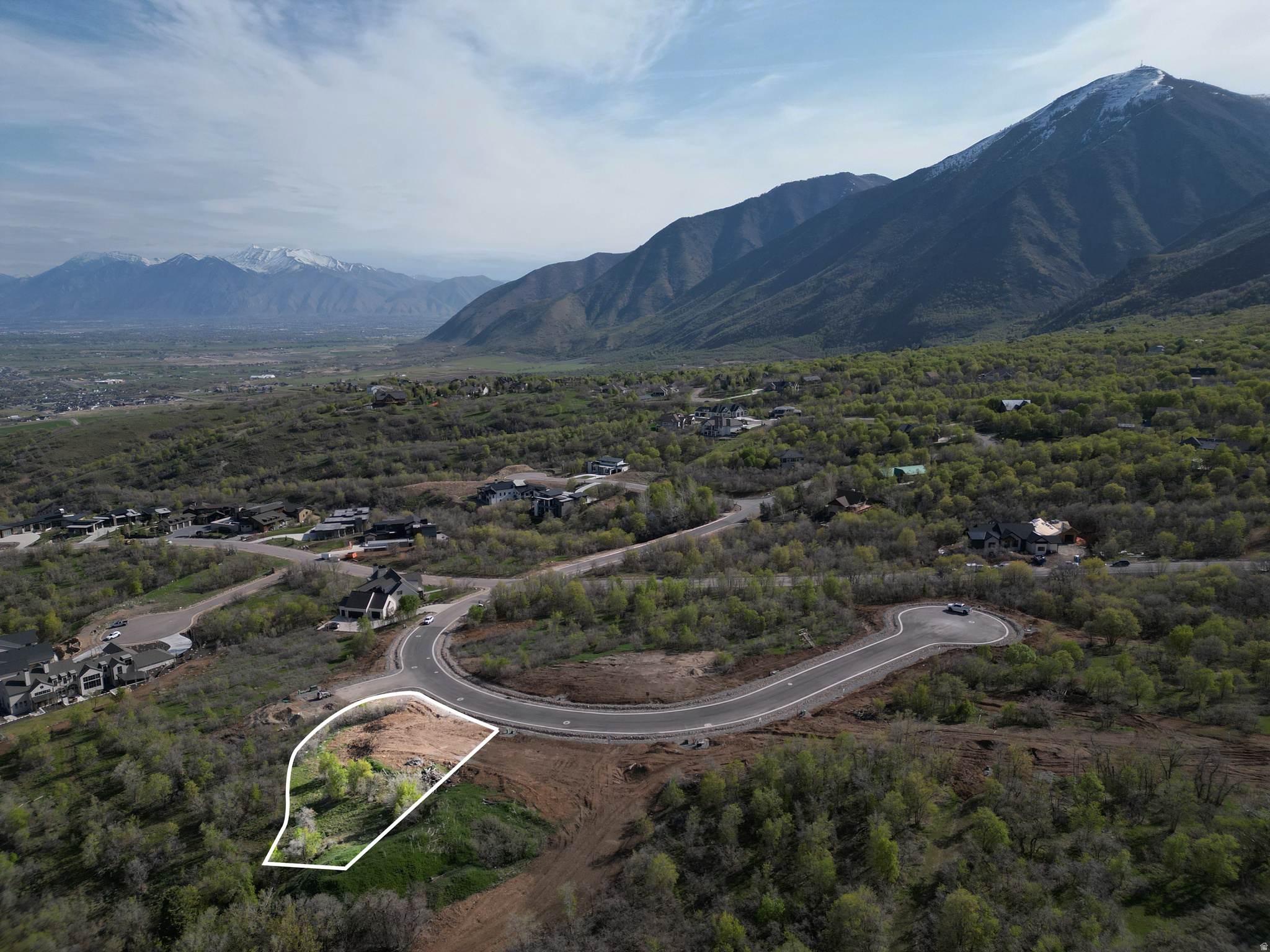 SUMMIT CREEK - Land