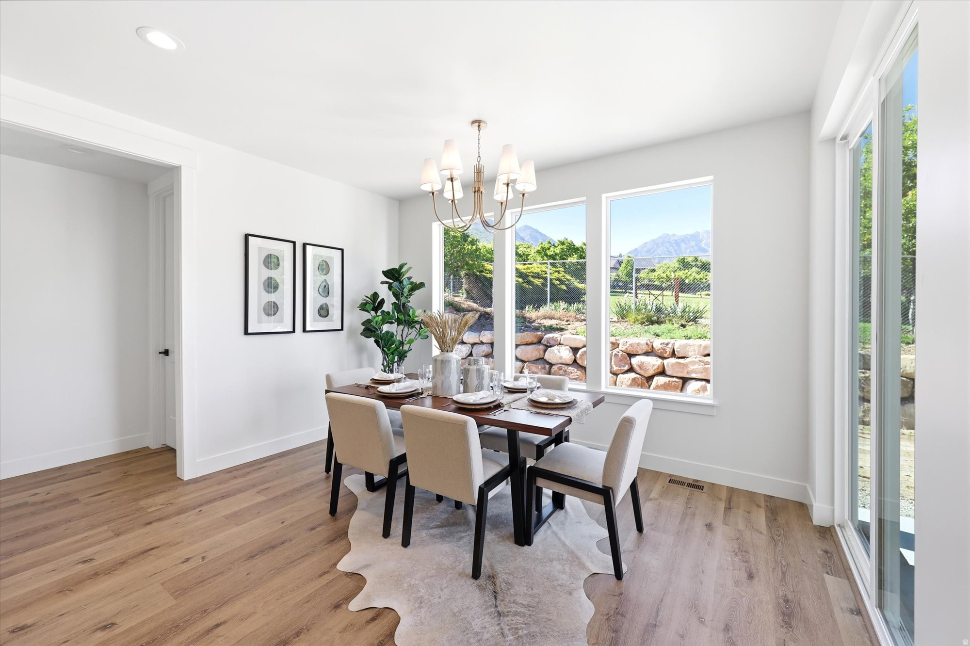 VINCENT - Residential