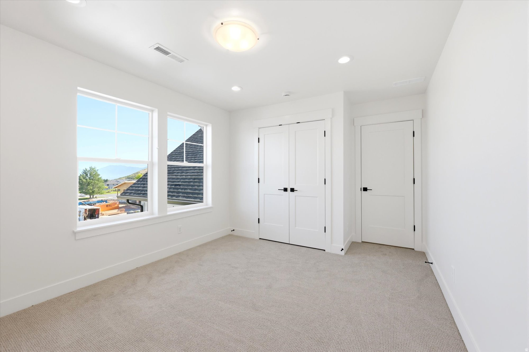 VINCENT - Residential