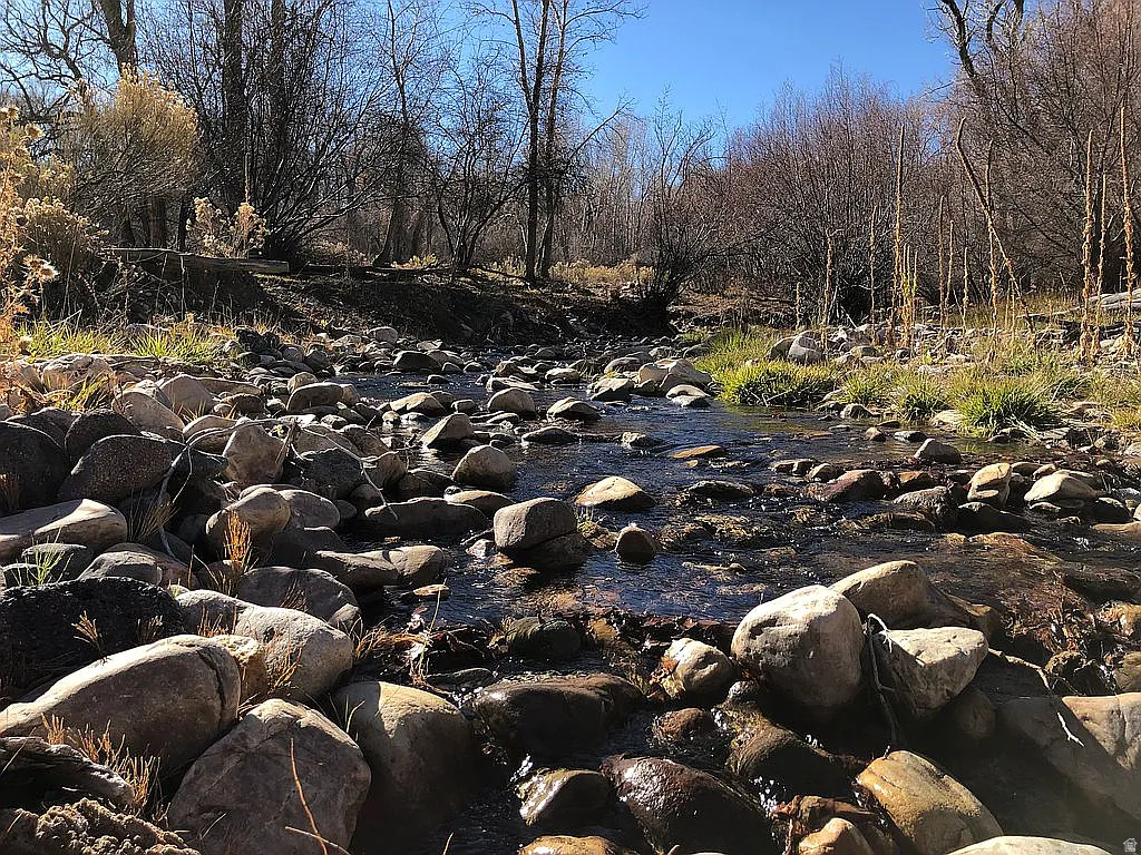 PINE CREEK MEADOWS MINOR SUBDIVISION - Land