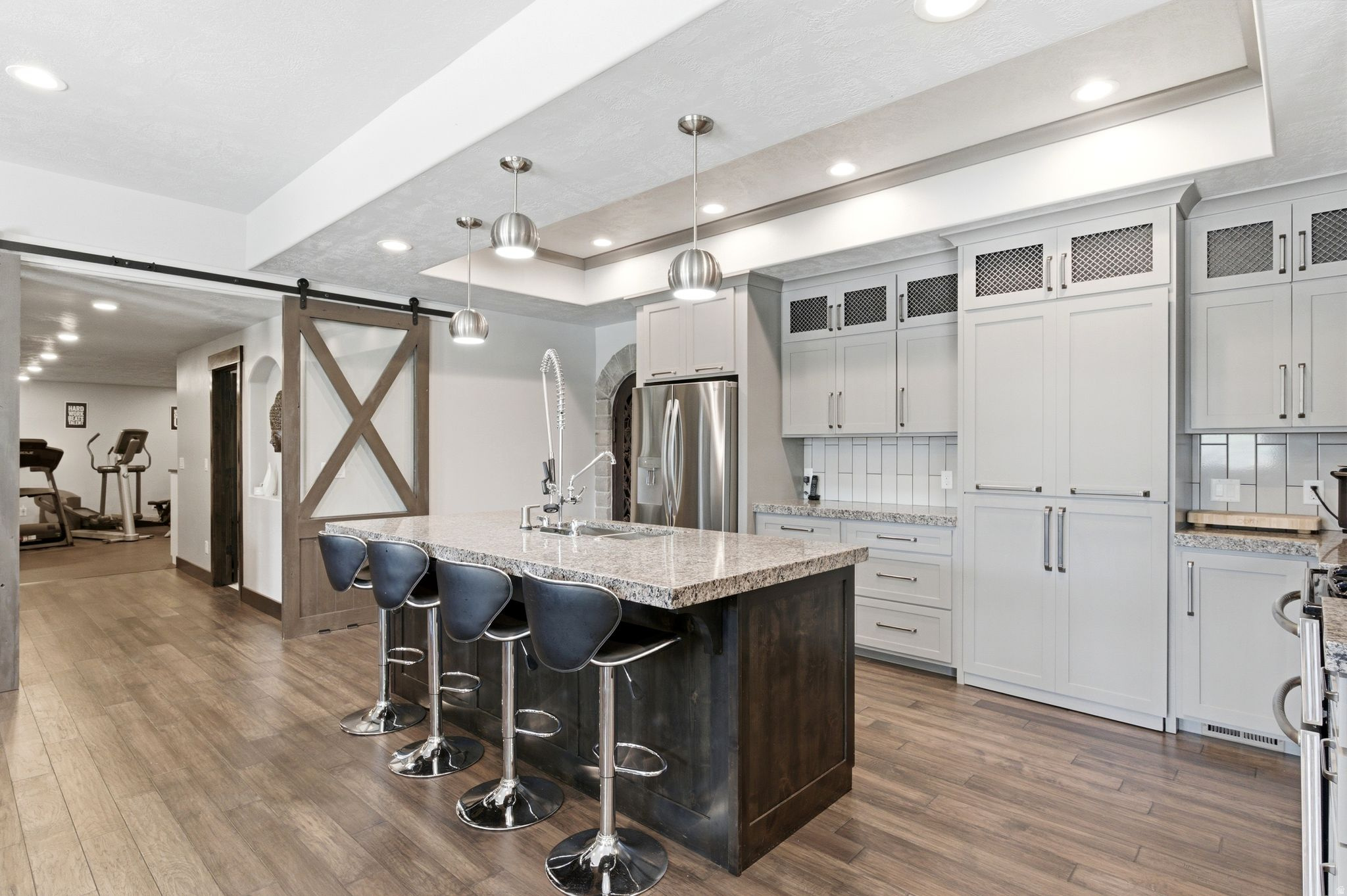 MAPLETON HIGHLANDS - Residential