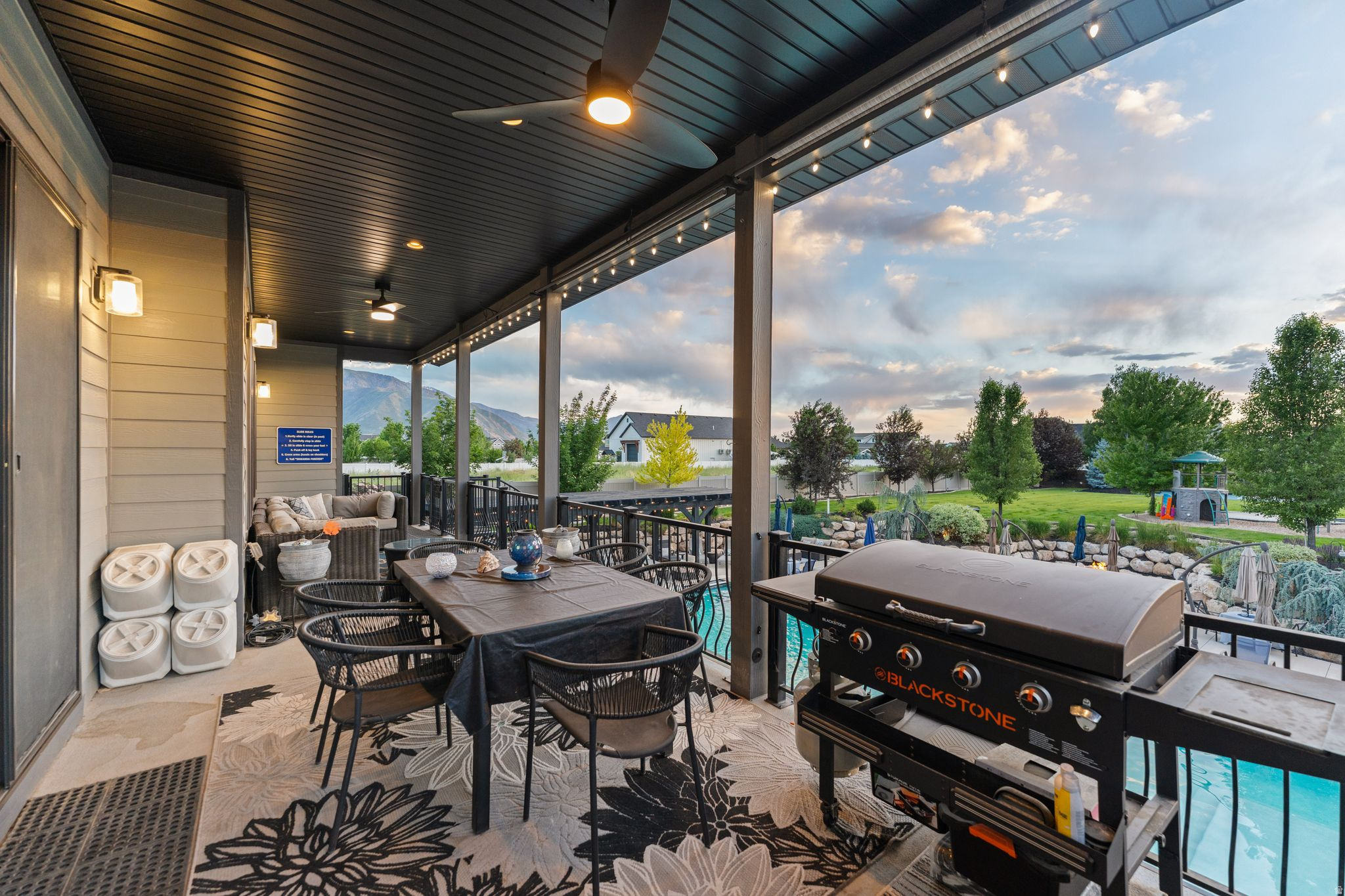 MAPLETON HIGHLANDS - Residential