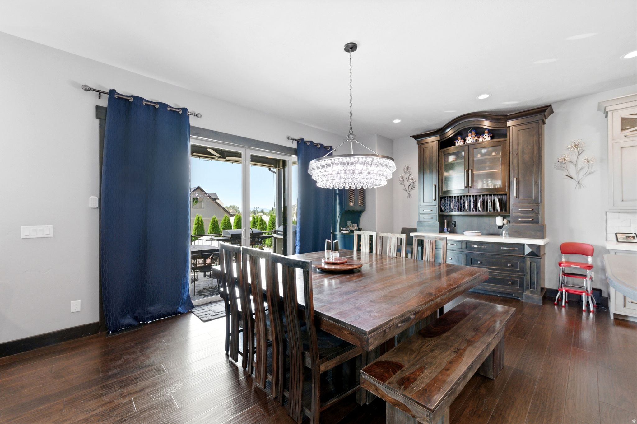 MAPLETON HIGHLANDS - Residential