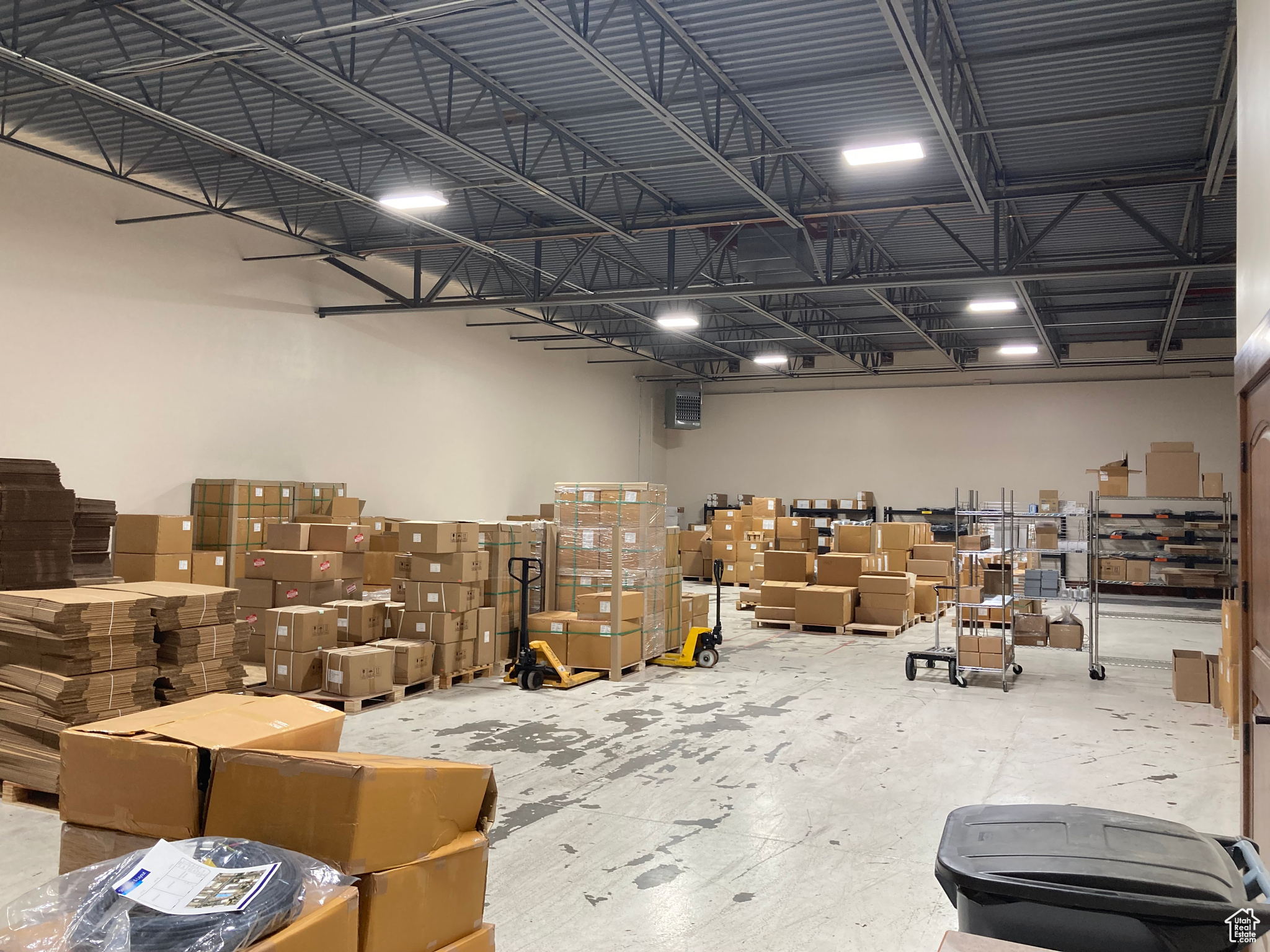 NORTH PARK INDUSTRIAL CONDO - Commercial Sale