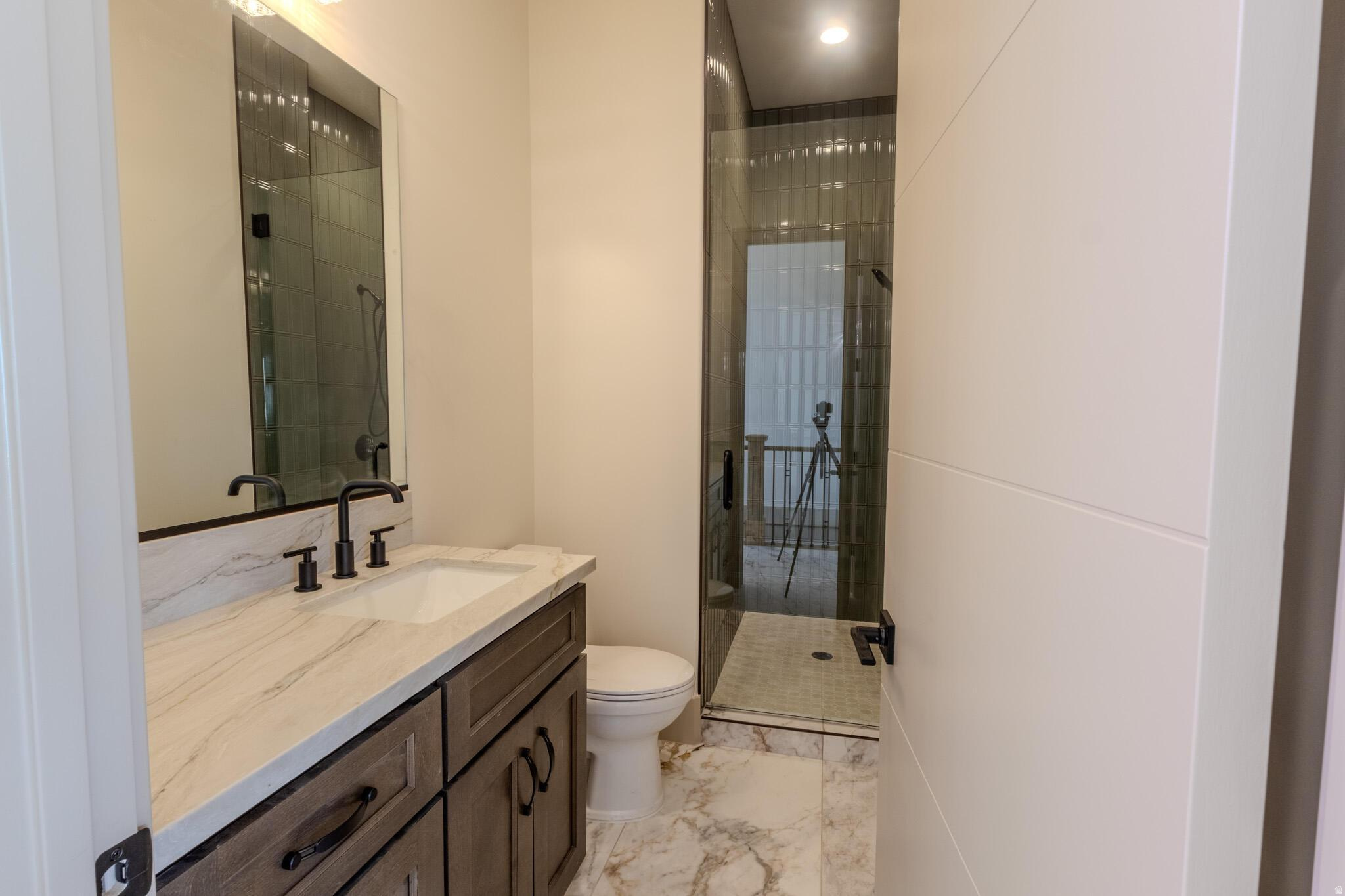 MOUNTAIN VIEW ESTATES - Residential