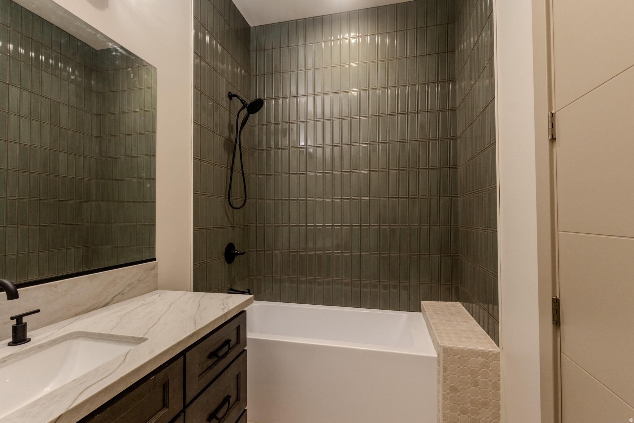 MOUNTAIN VIEW ESTATES - Residential