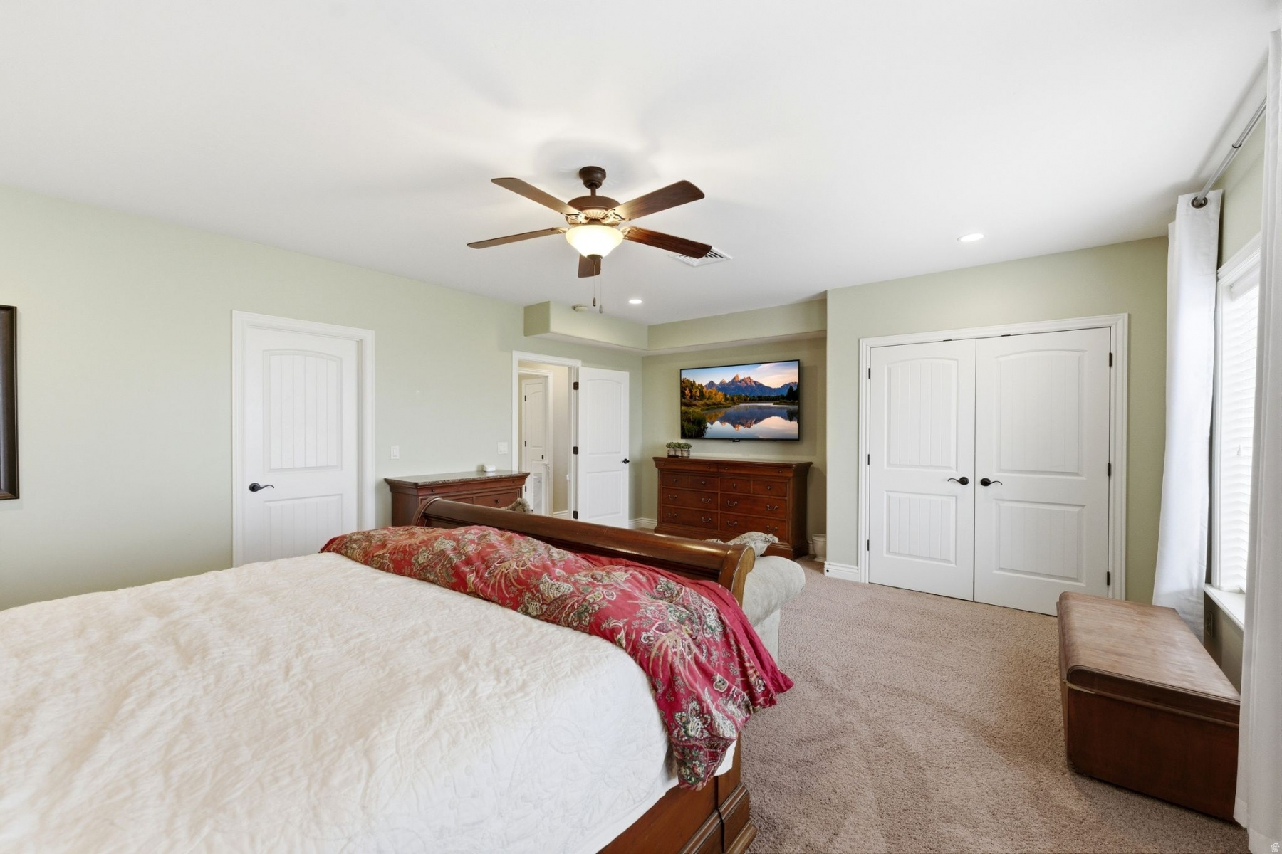 YATES MINOR - Residential