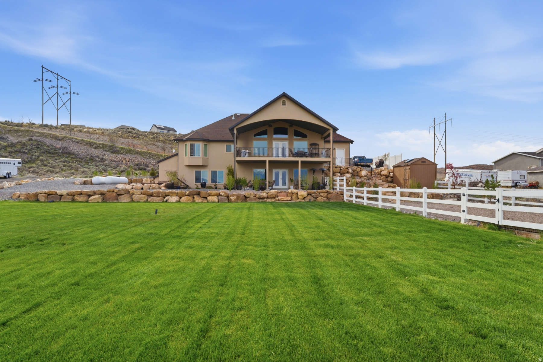 YATES MINOR - Residential