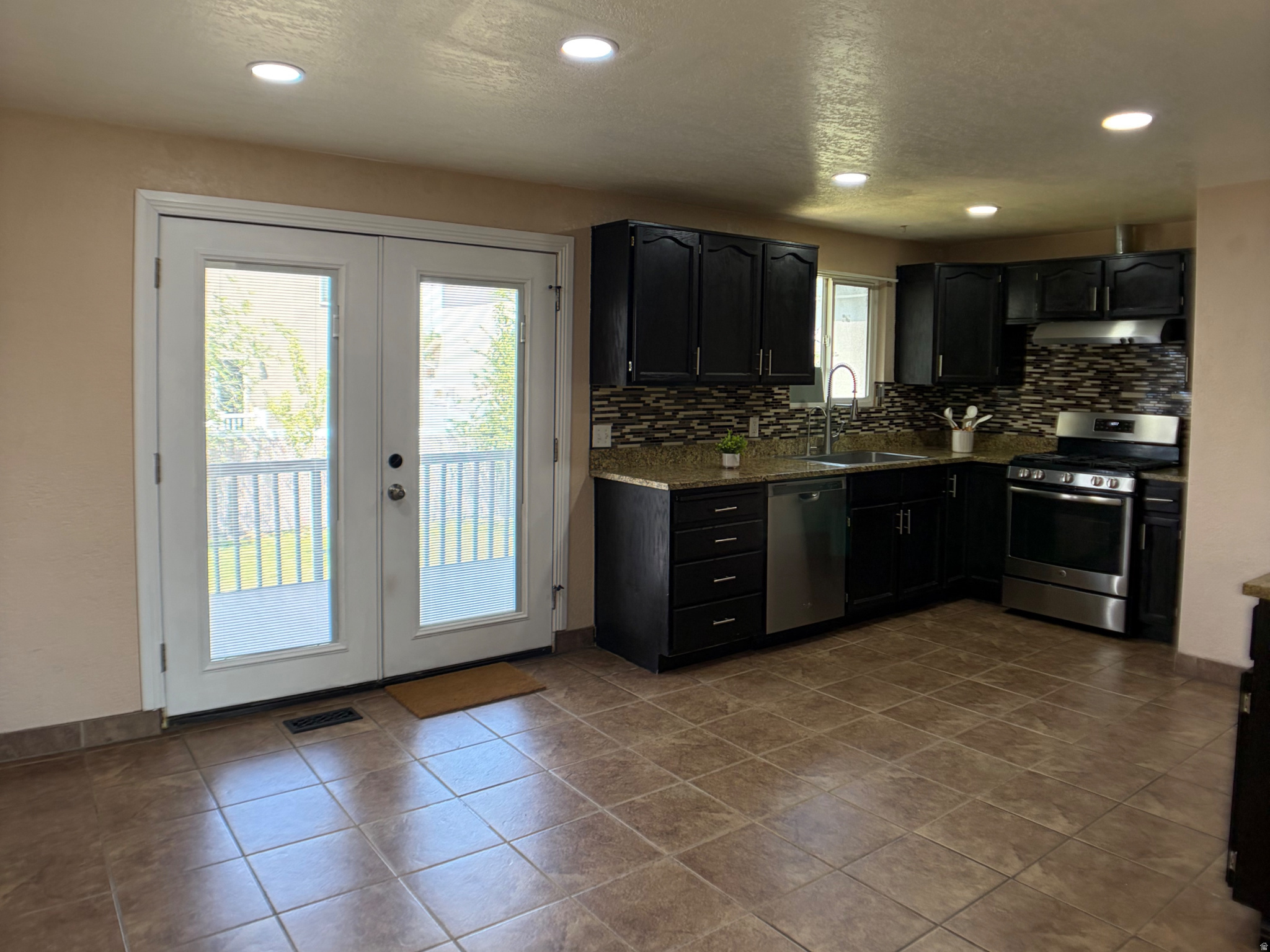 CYPRUS HEIGHTS SUB - Residential