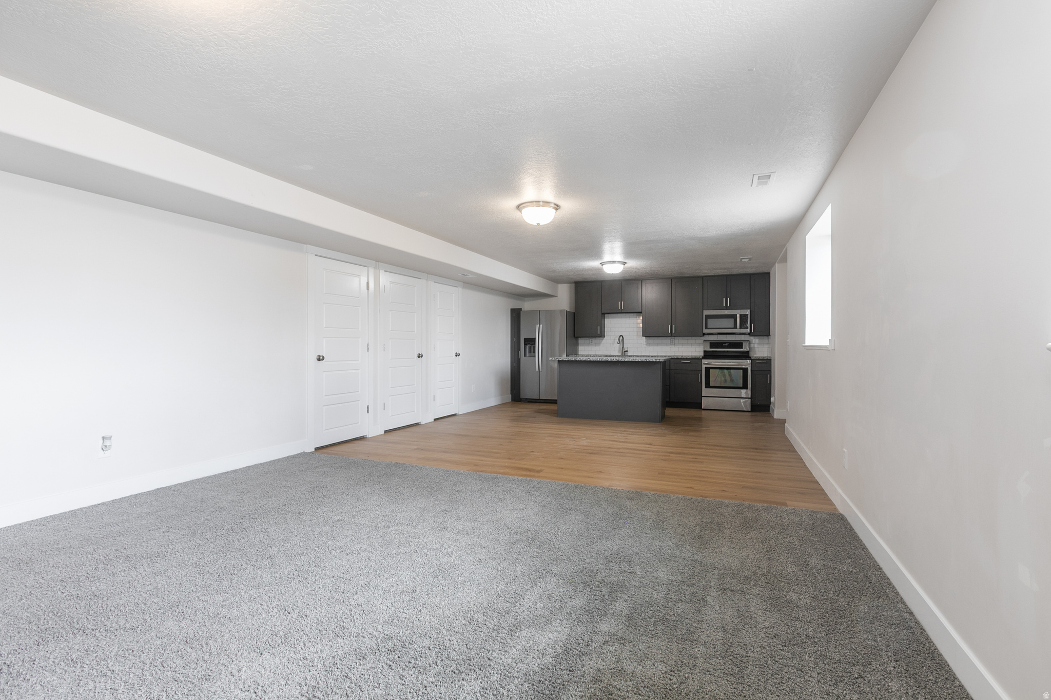 HAPPY DAYS - Residential