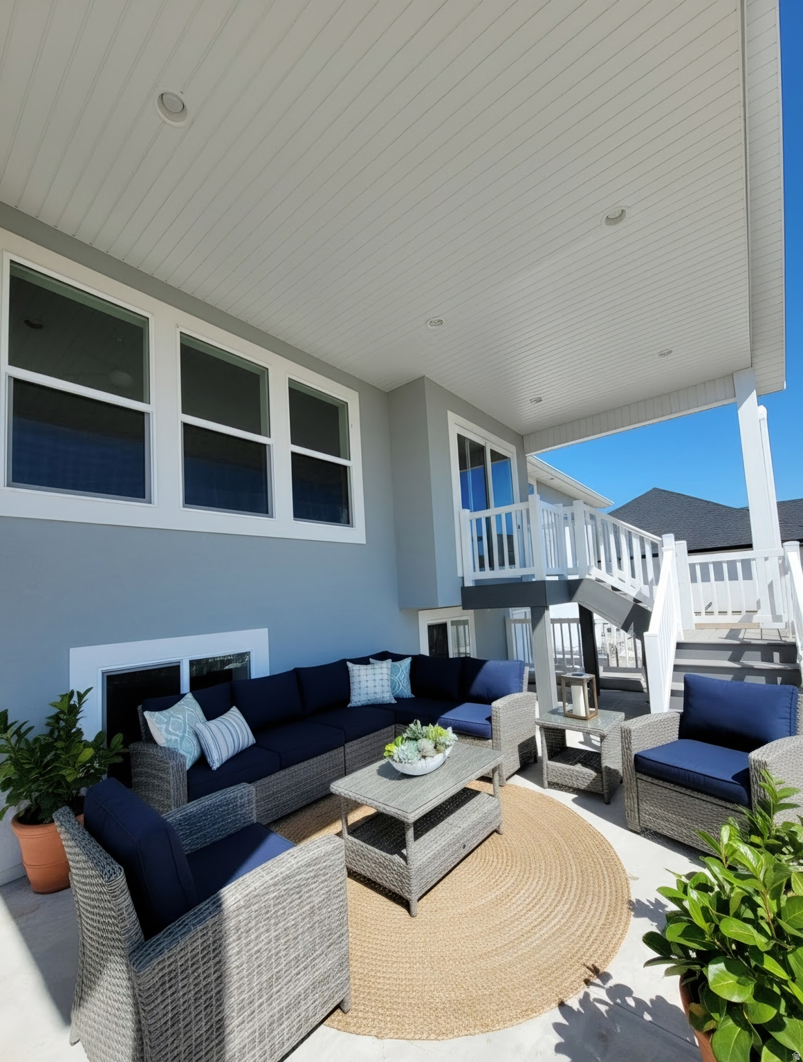 HAPPY DAYS - Residential
