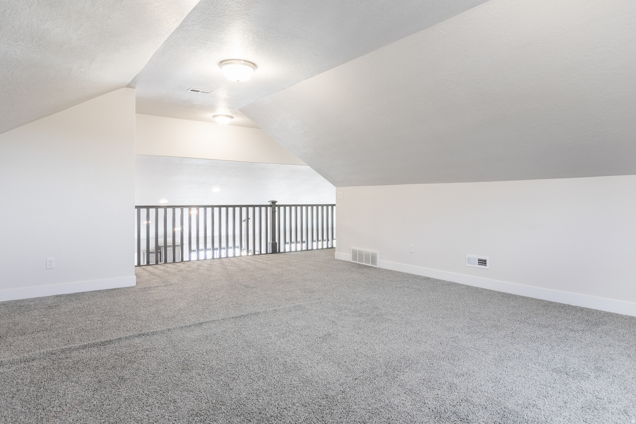 HAPPY DAYS - Residential