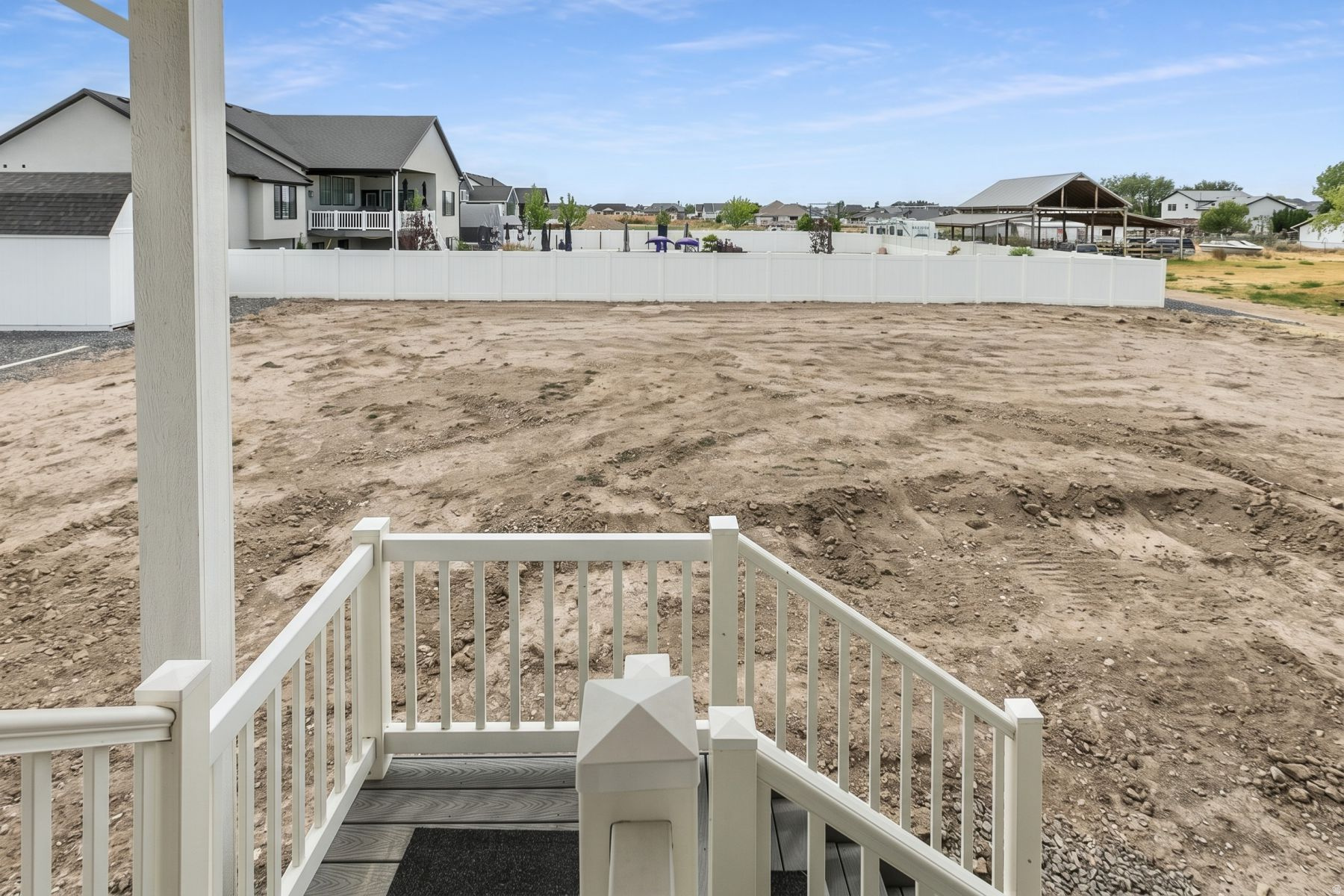 HAPPY DAYS - Residential