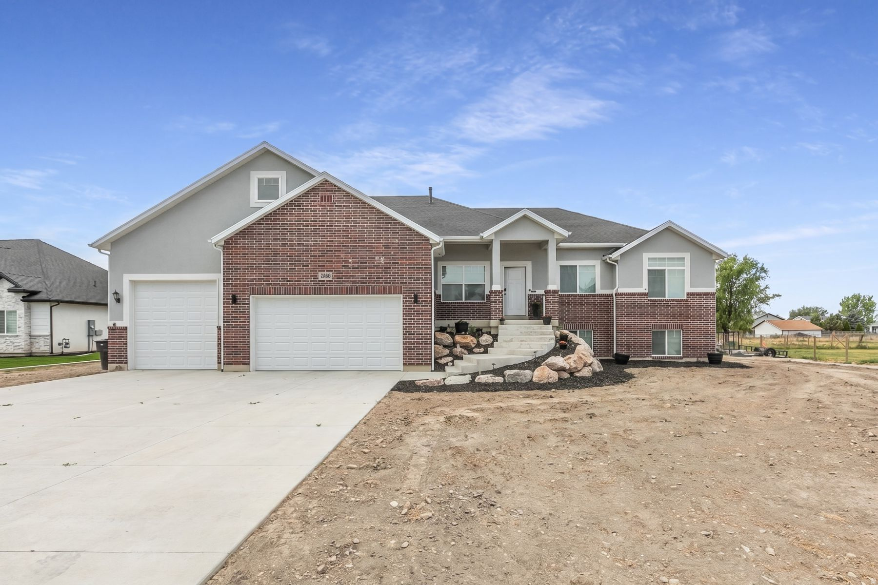 HAPPY DAYS - Residential