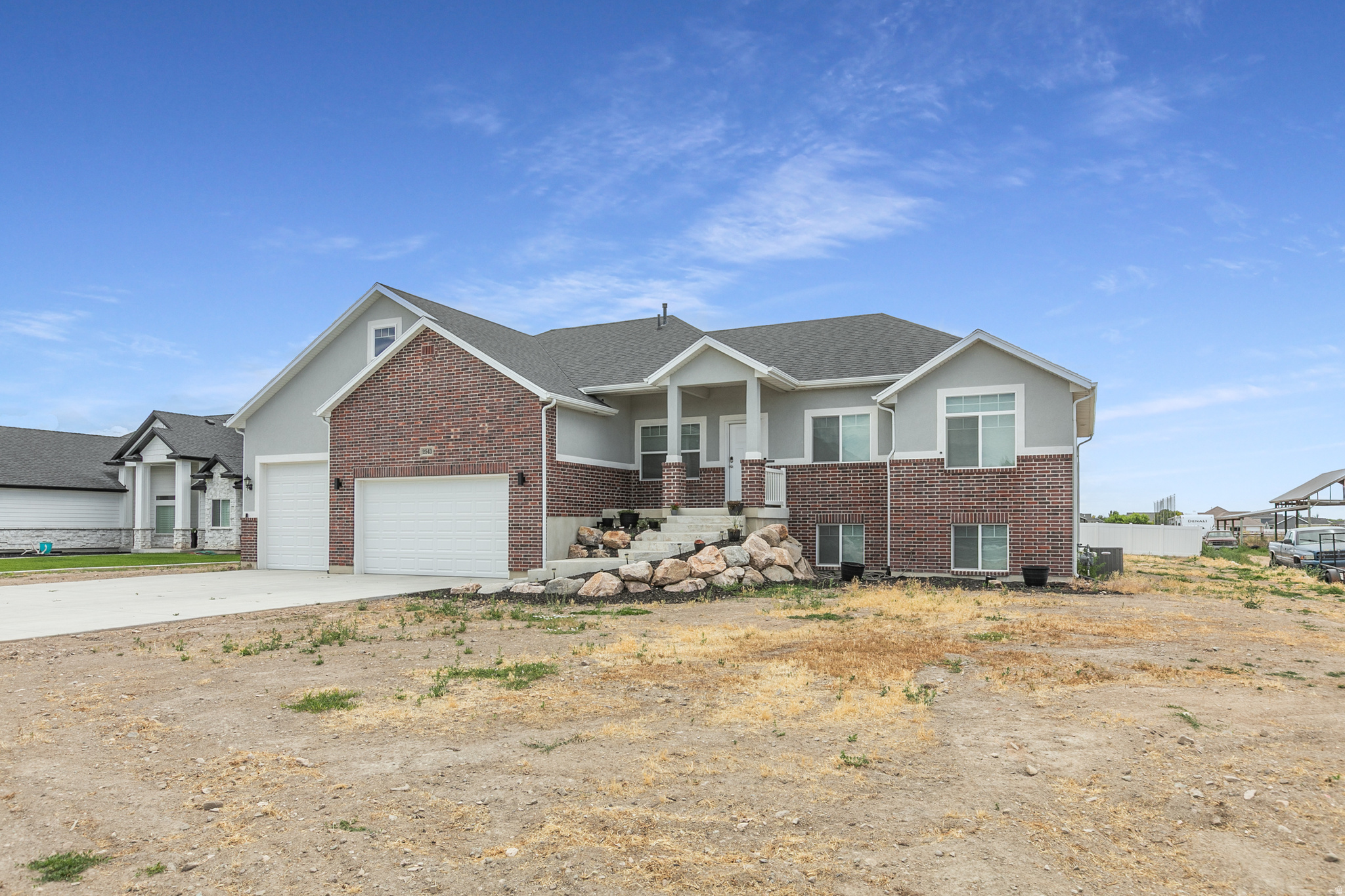 HAPPY DAYS - Residential