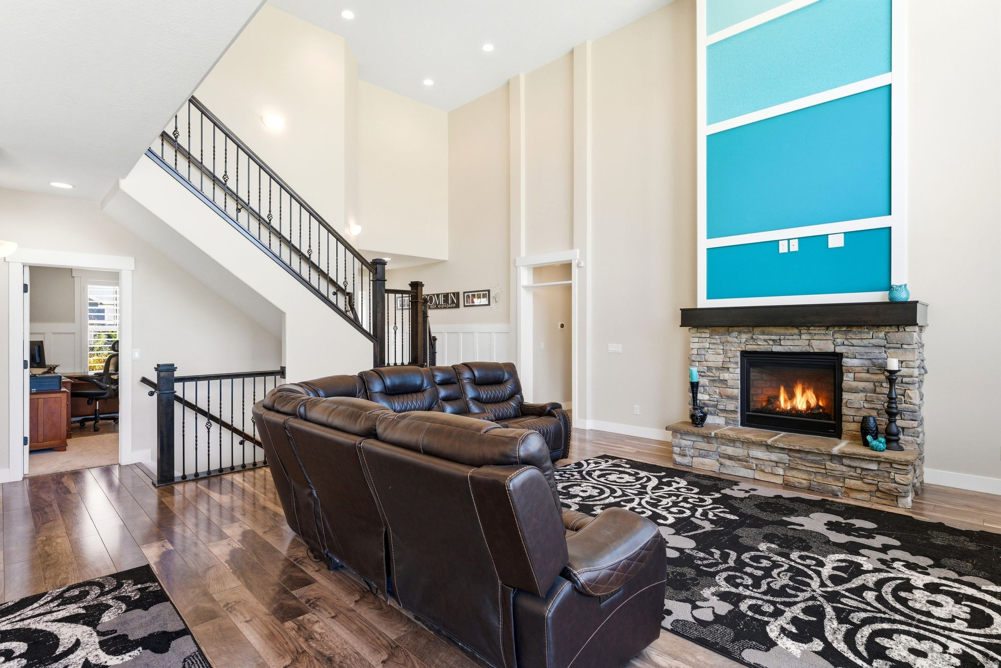 VALLEY VIEW - Residential