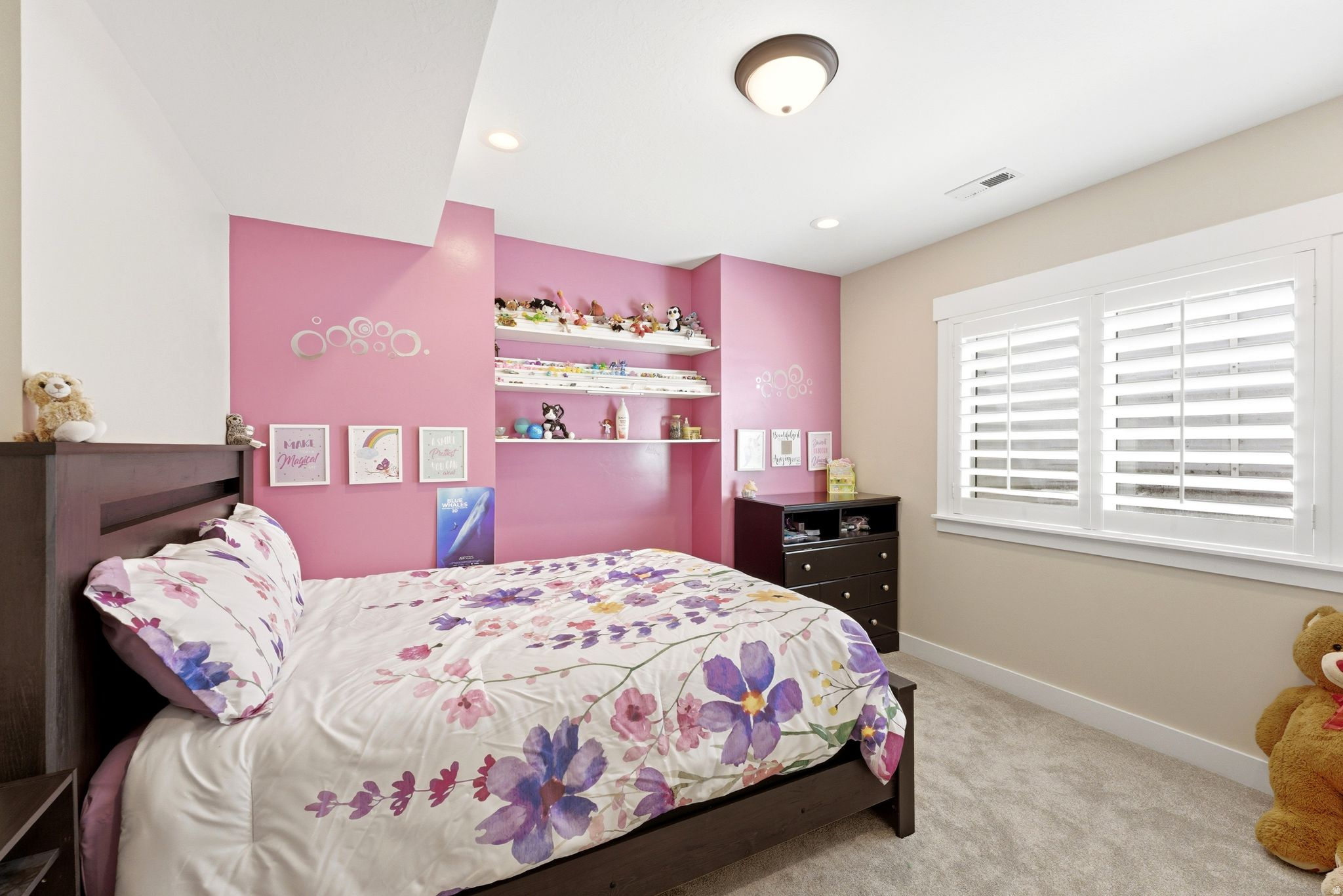 VALLEY VIEW - Residential