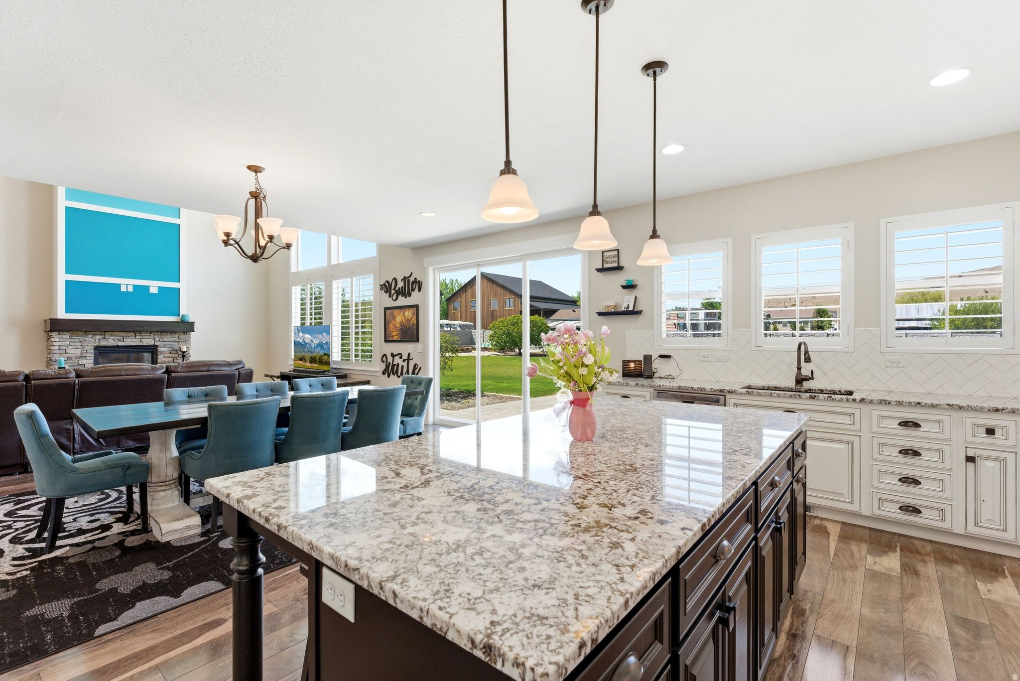 VALLEY VIEW - Residential