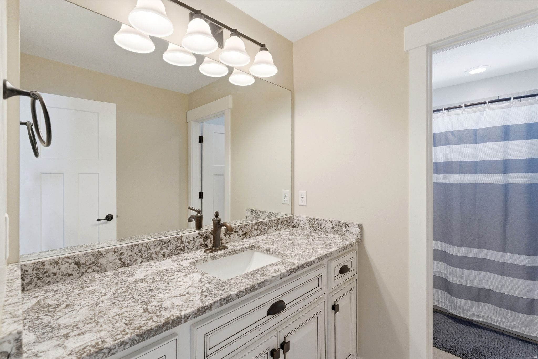 VALLEY VIEW - Residential