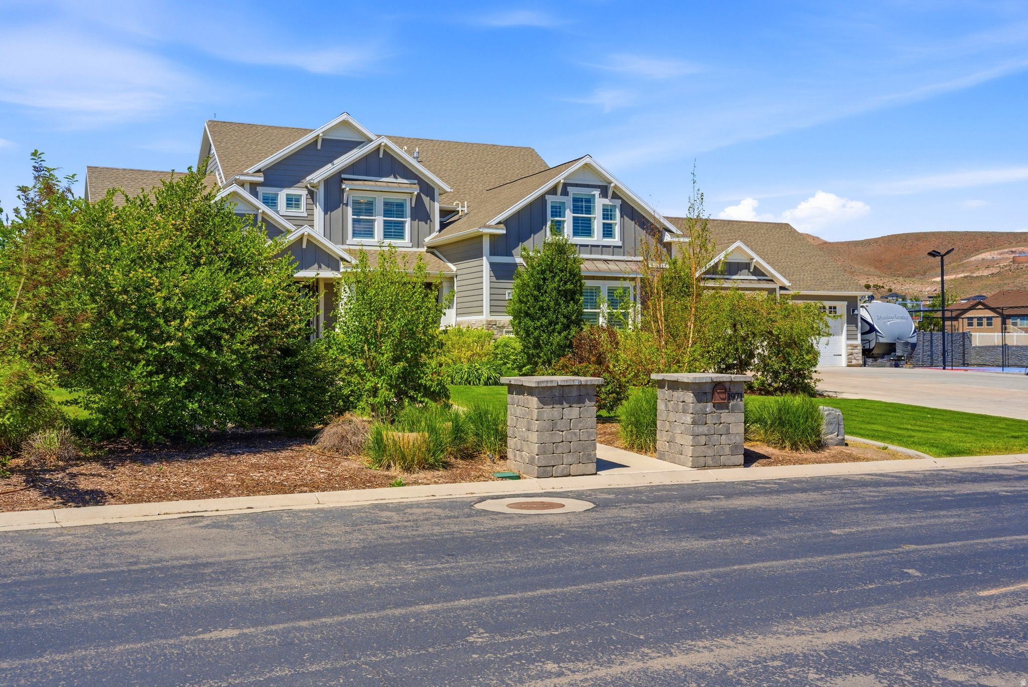 VALLEY VIEW - Residential