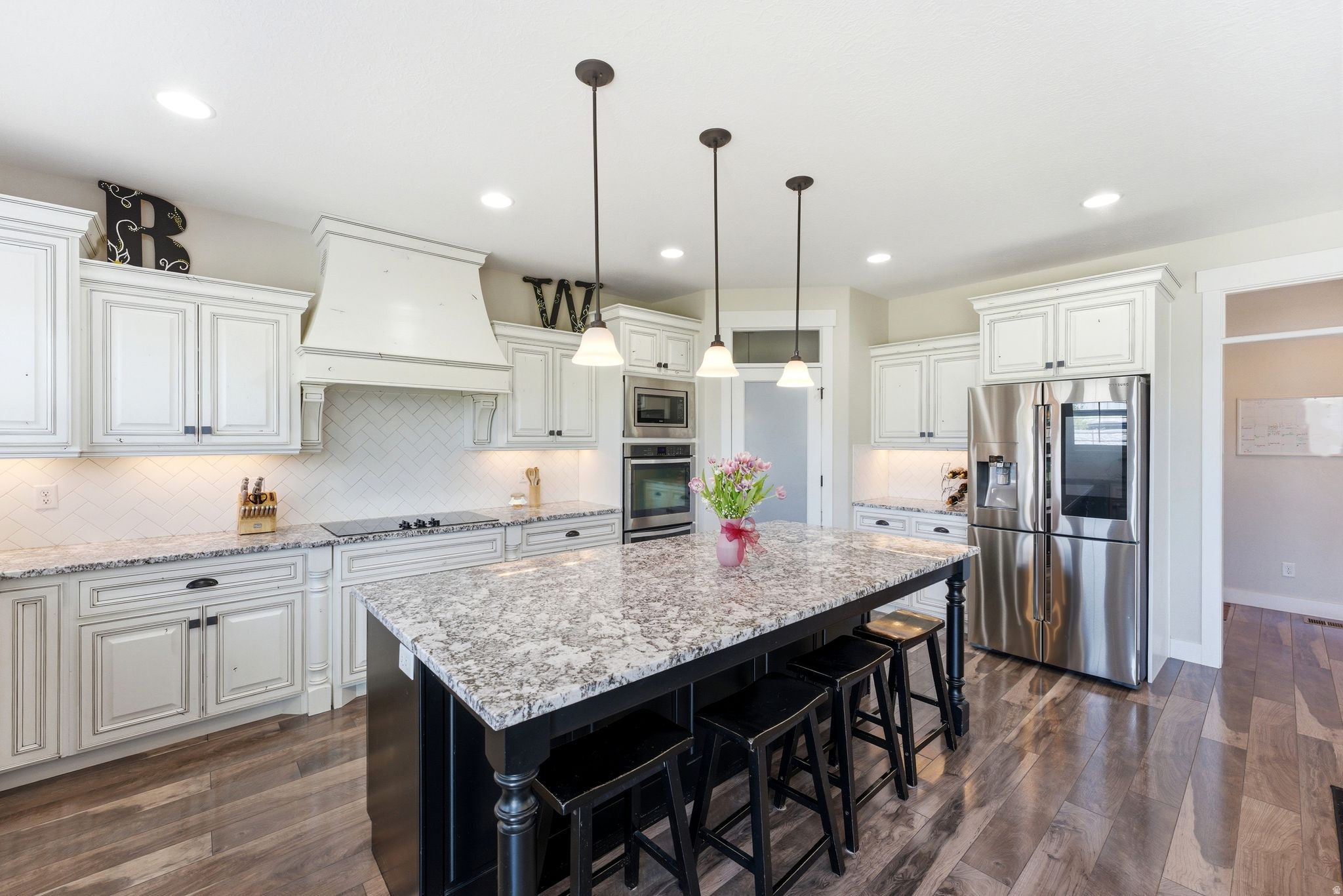 VALLEY VIEW - Residential