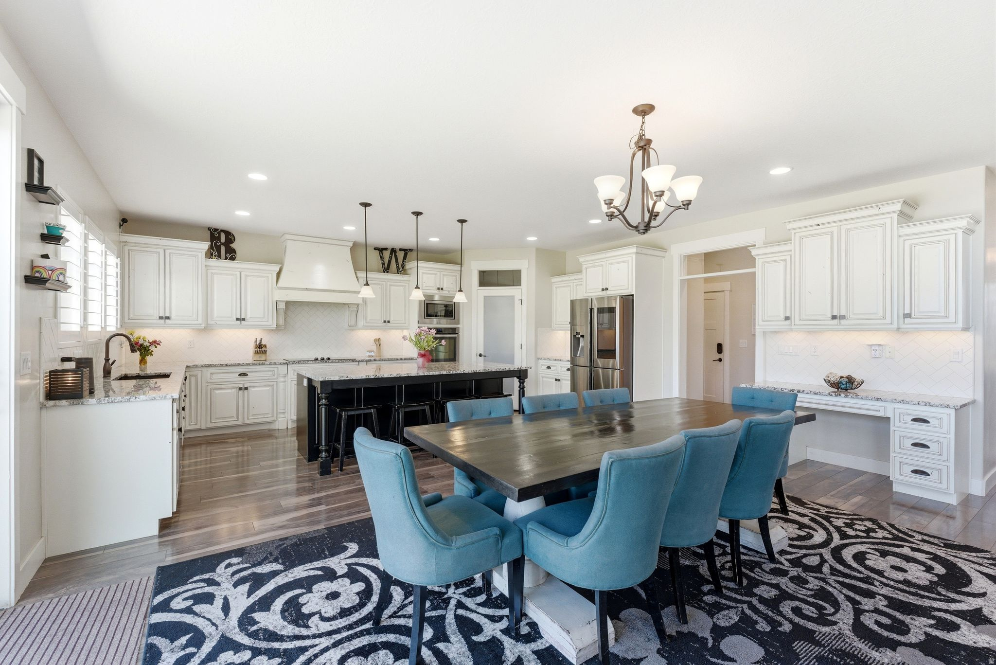 VALLEY VIEW - Residential