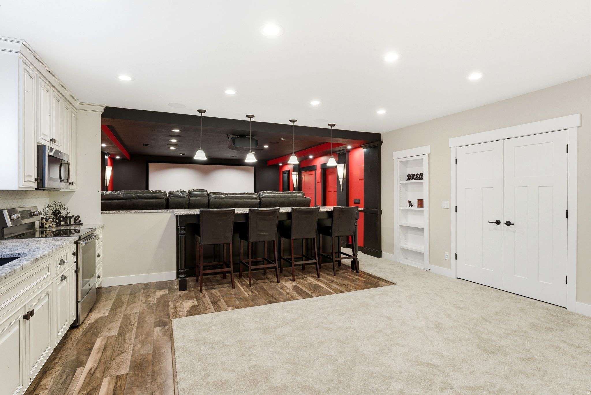 VALLEY VIEW - Residential