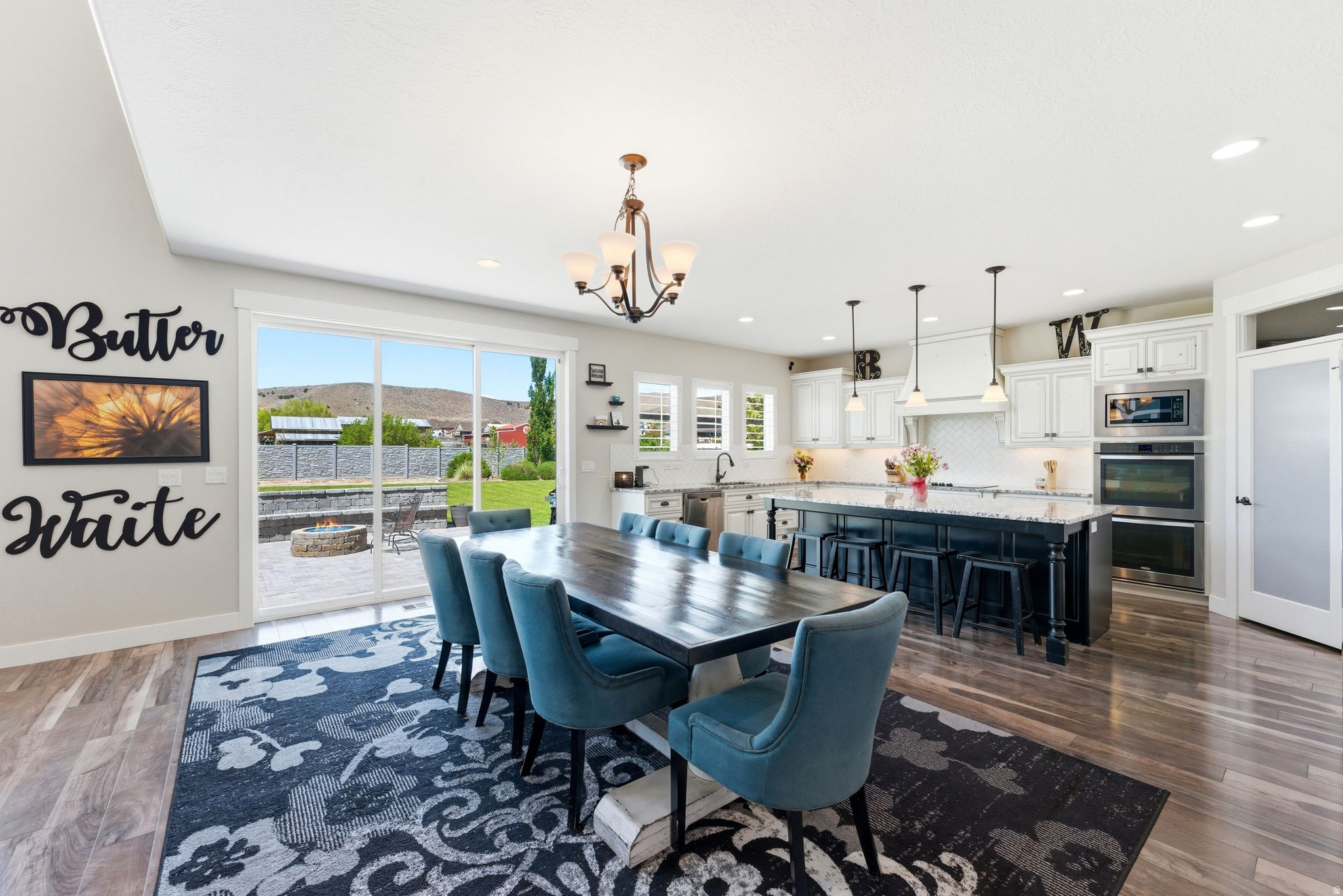 VALLEY VIEW - Residential