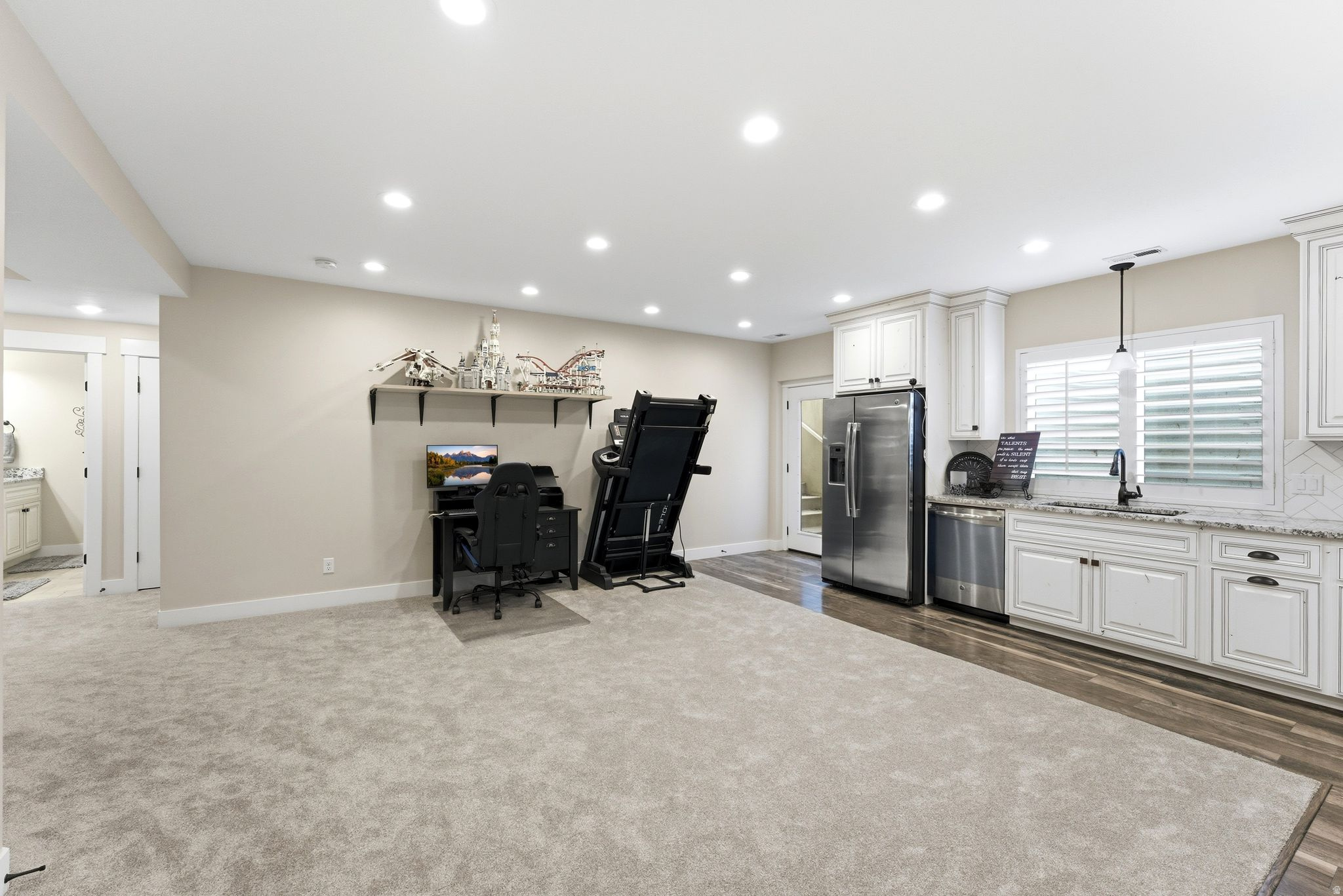 VALLEY VIEW - Residential
