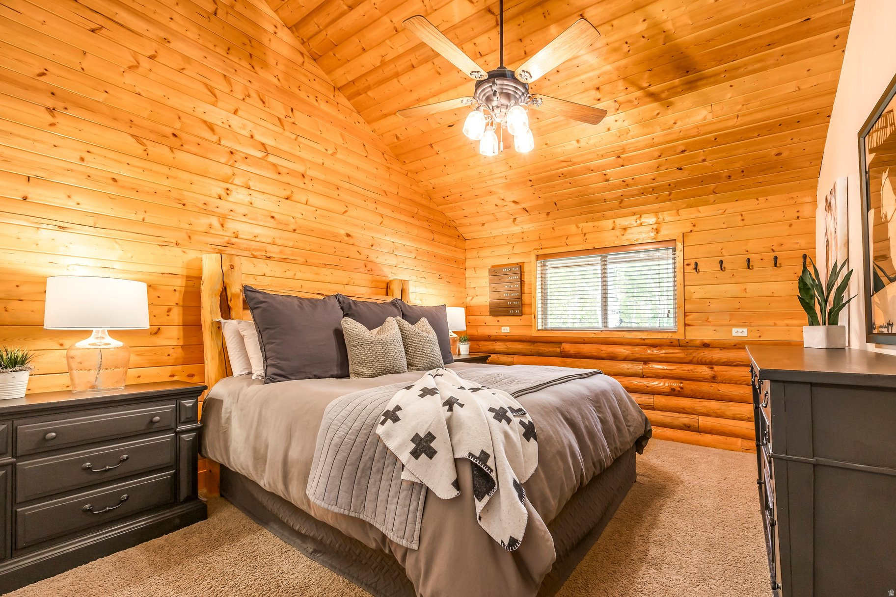 TIMBER LAKES - Residential