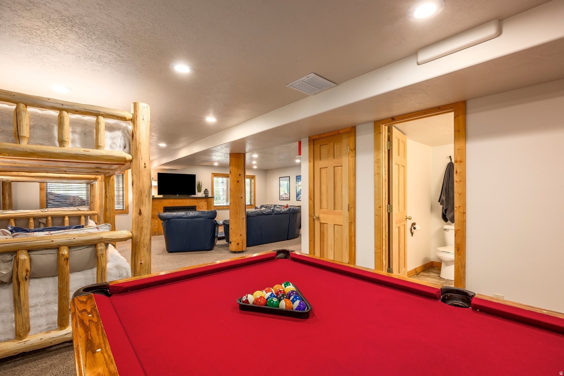 TIMBER LAKES - Residential