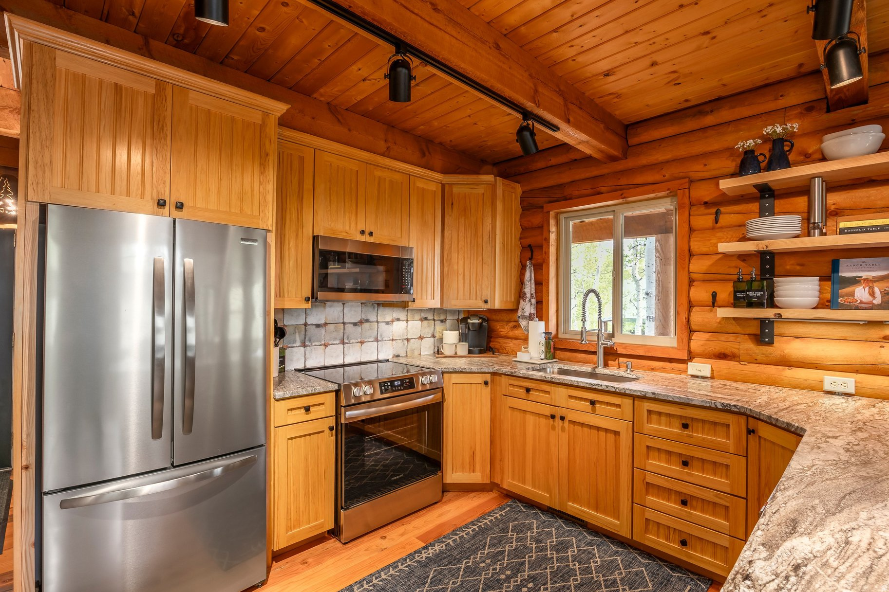 TIMBER LAKES - Residential