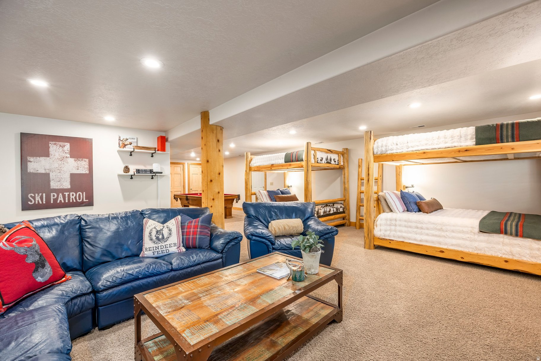TIMBER LAKES - Residential