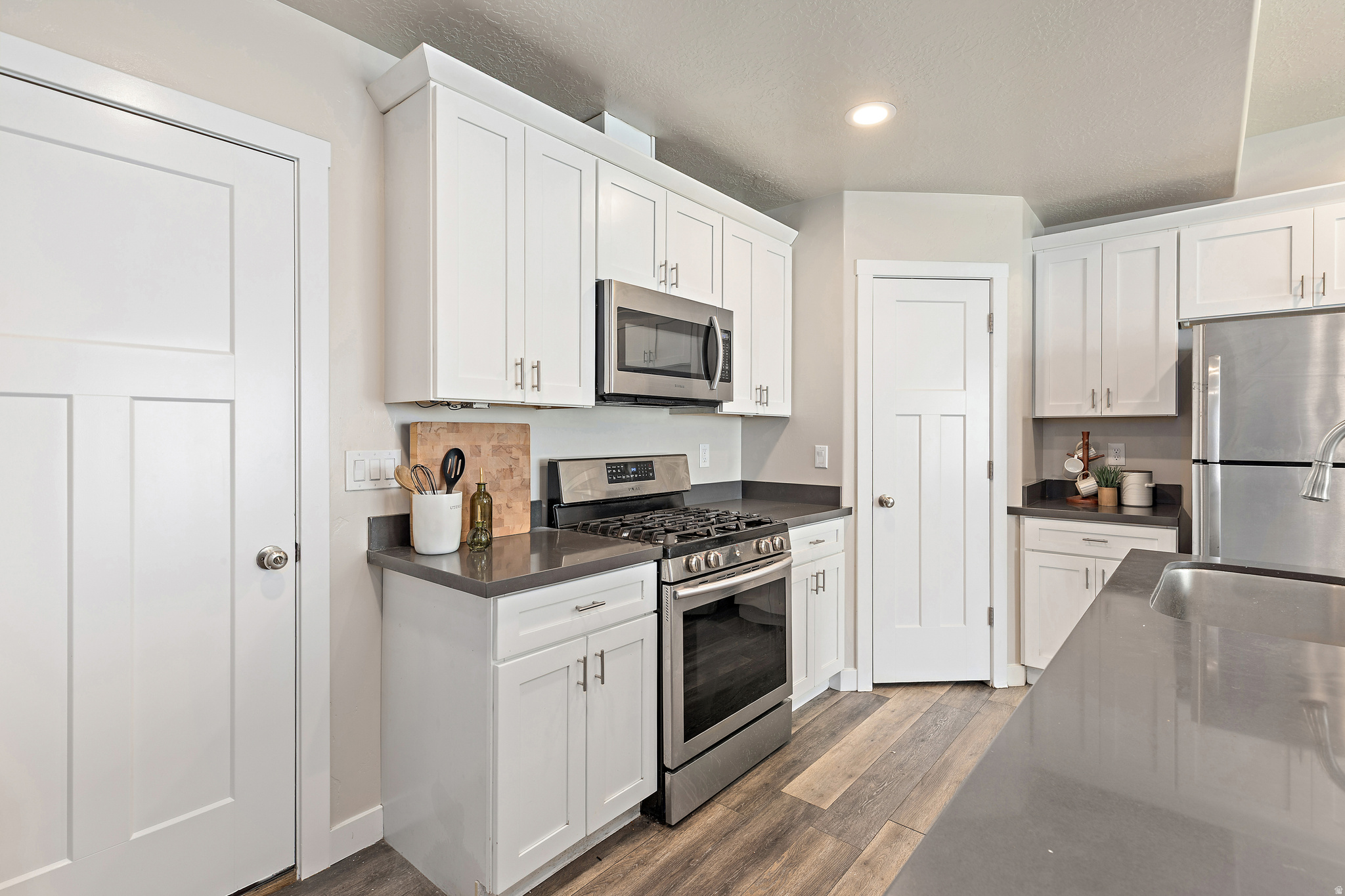 COBBLESTONE TOWNHOME - Residential