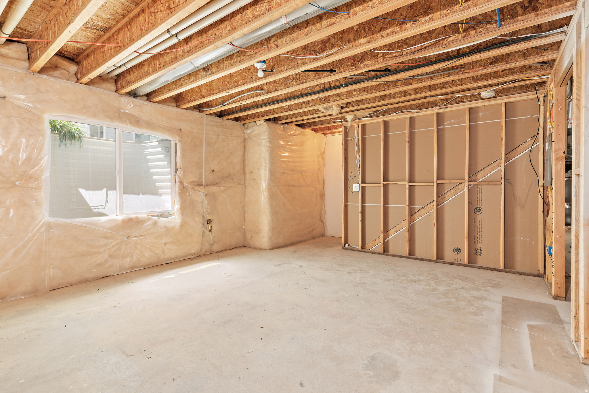 COBBLESTONE TOWNHOME - Residential