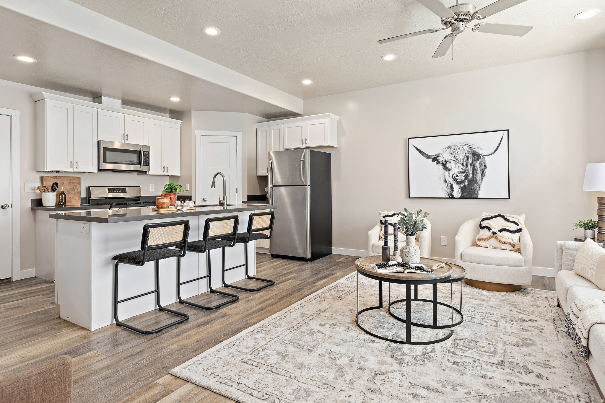 COBBLESTONE TOWNHOME - Residential
