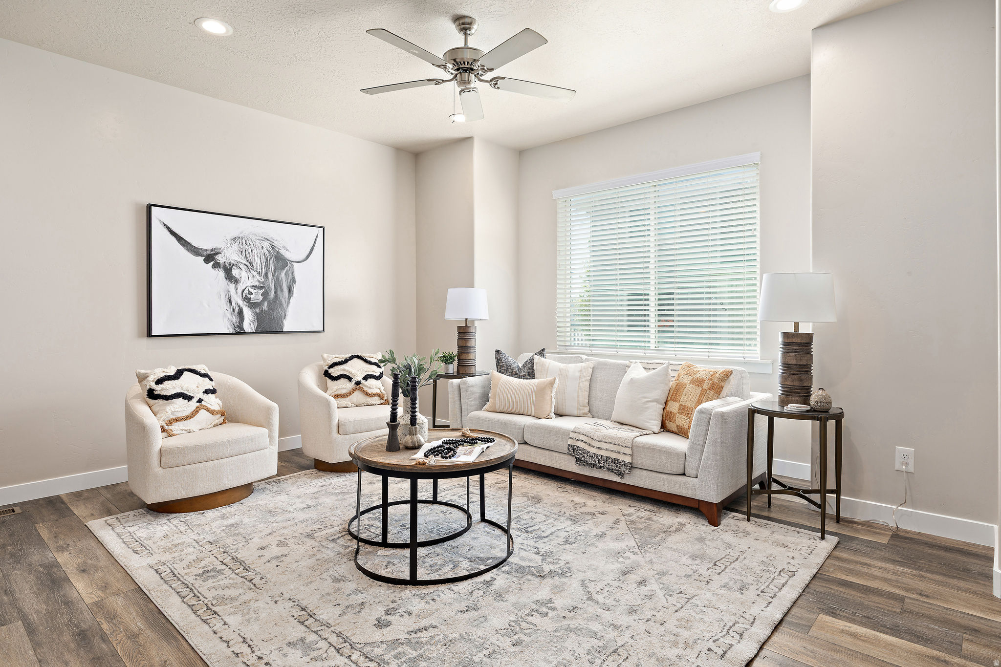 COBBLESTONE TOWNHOME - Residential