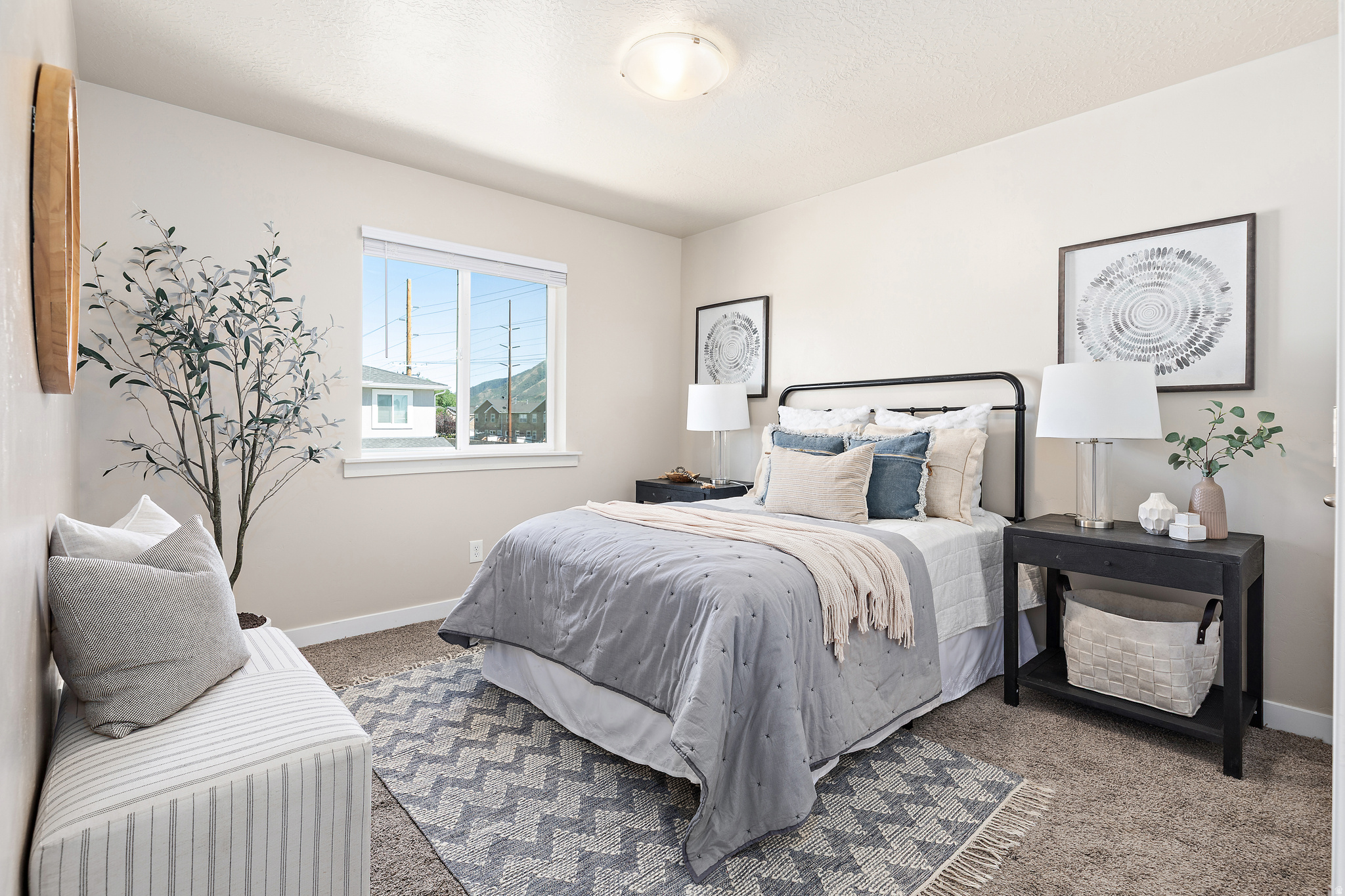COBBLESTONE TOWNHOME - Residential