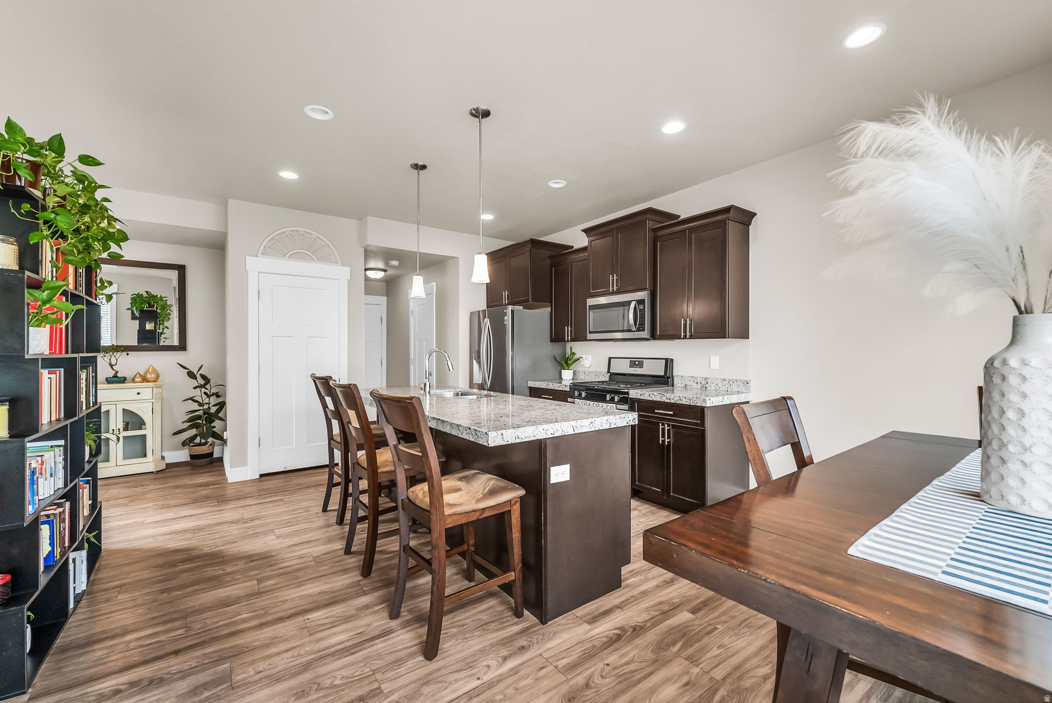VILLAGES AT SANDY - Residential