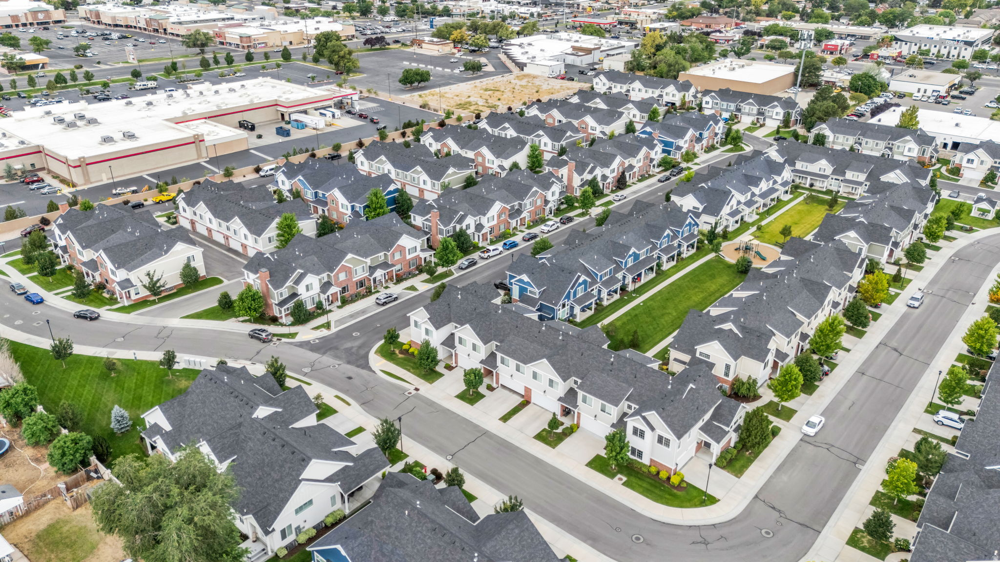 VILLAGES AT SANDY - Residential