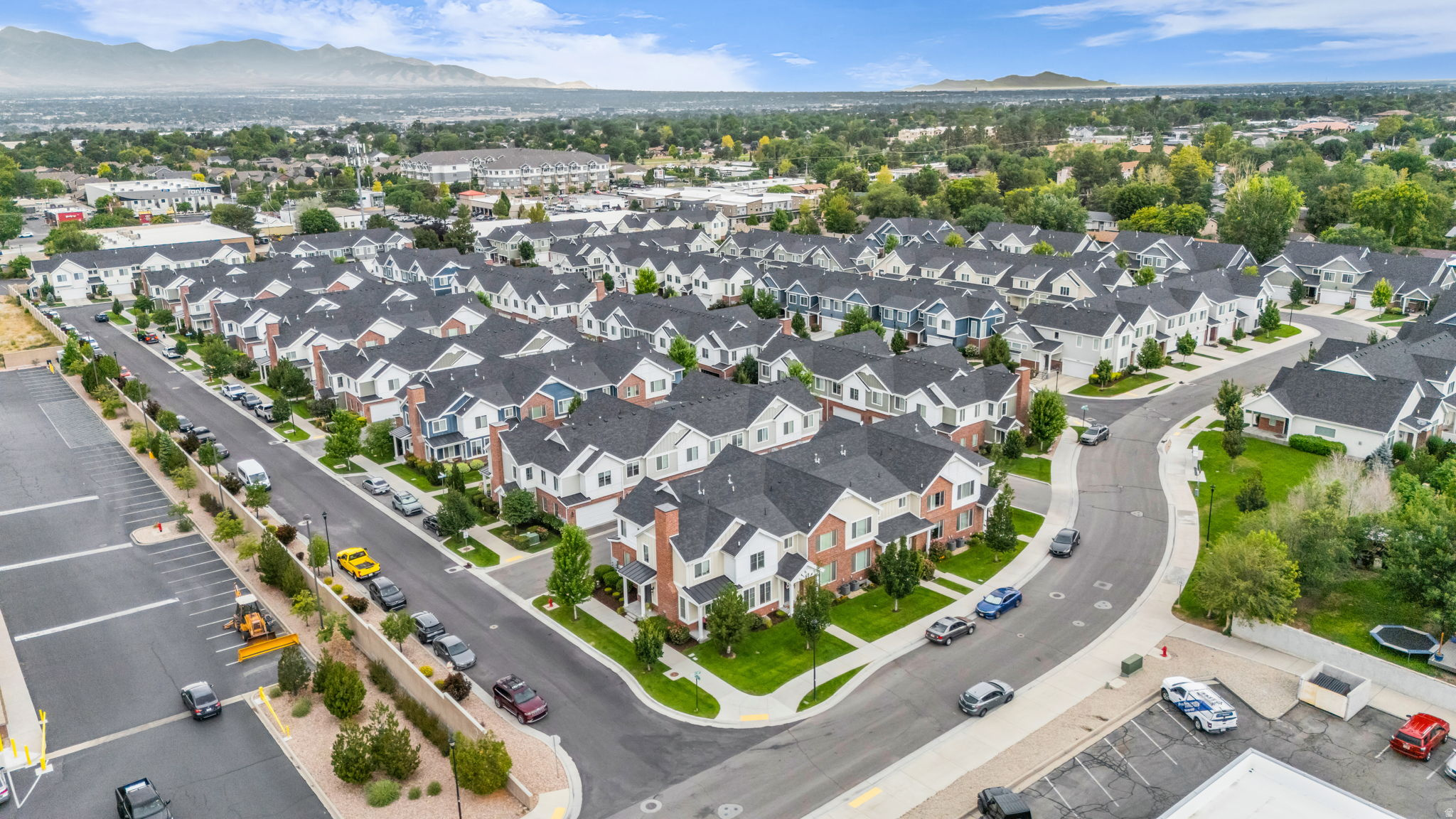 VILLAGES AT SANDY - Residential