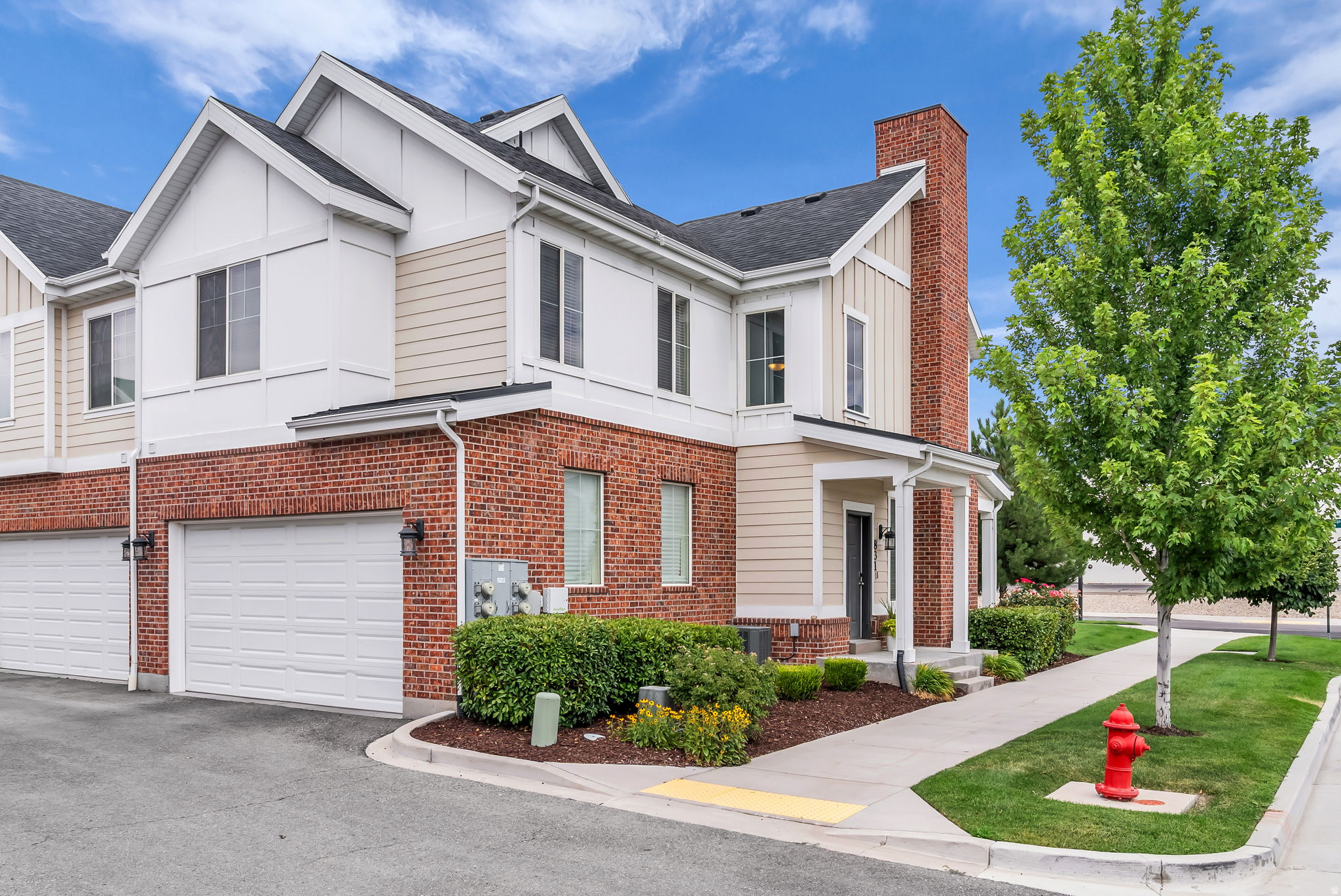 VILLAGES AT SANDY - Residential