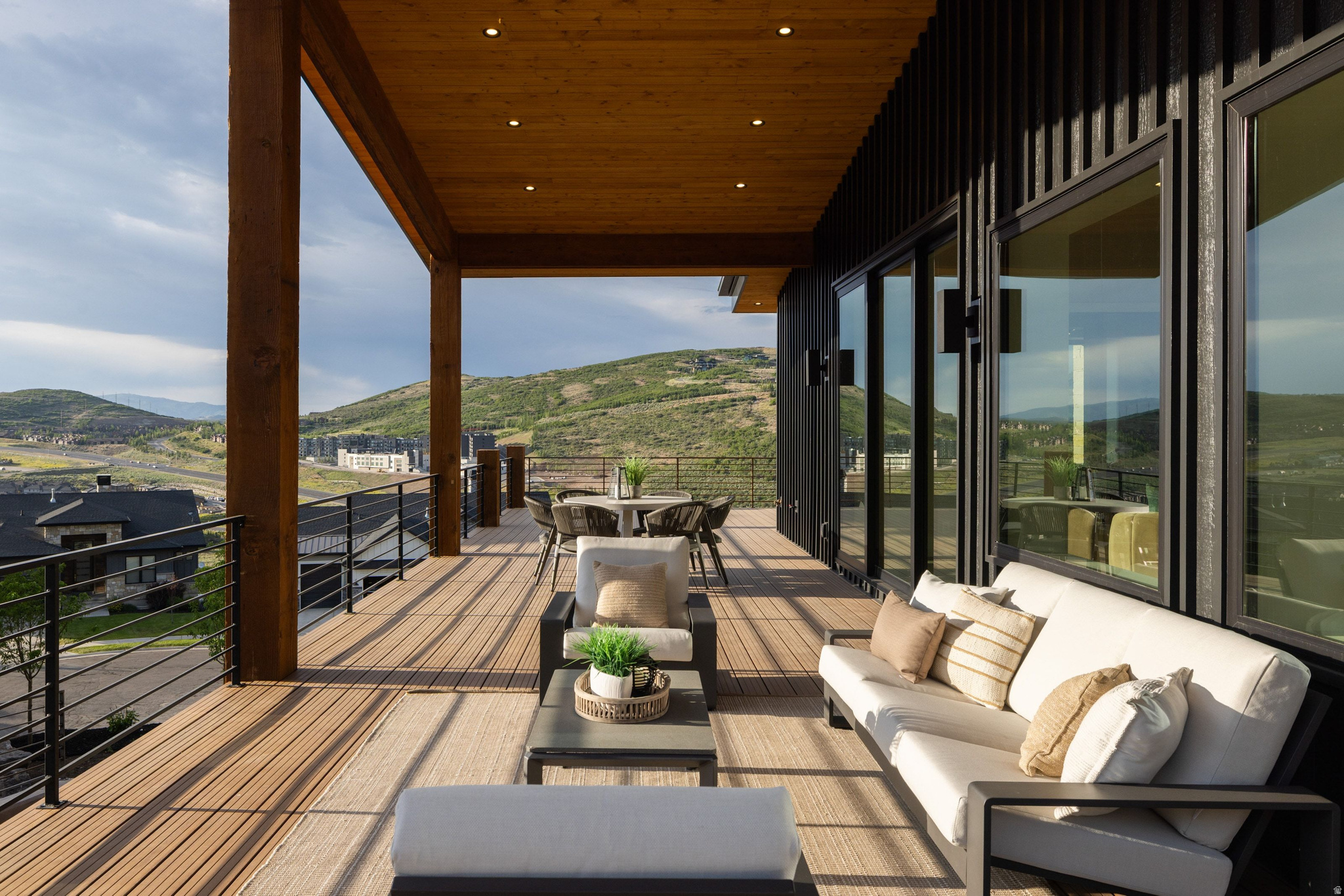 RETREATS AT JORDANEL - Residential