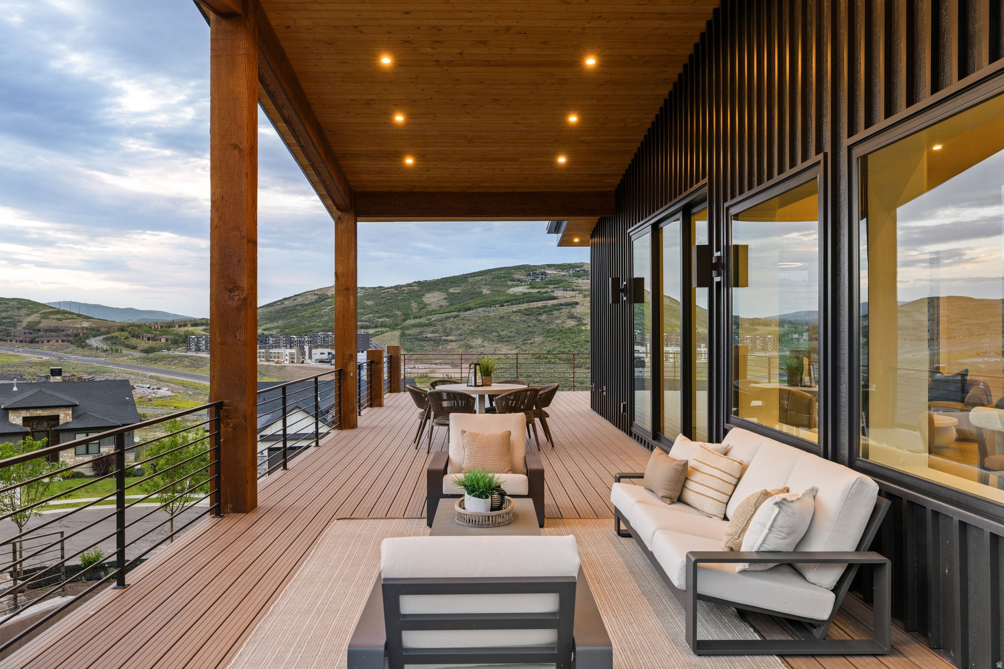 RETREATS AT JORDANEL - Residential
