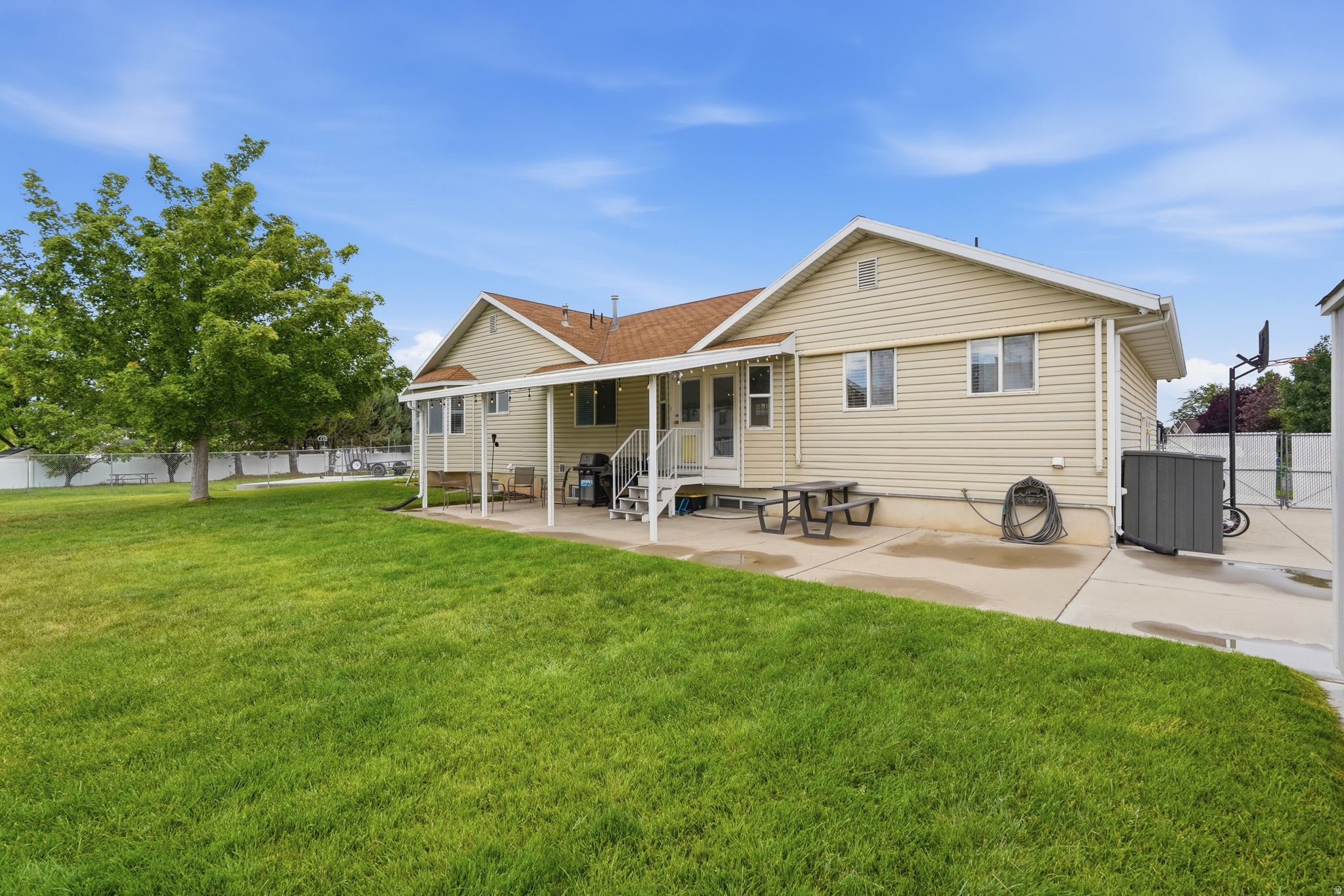 FREW ESTATES - Residential