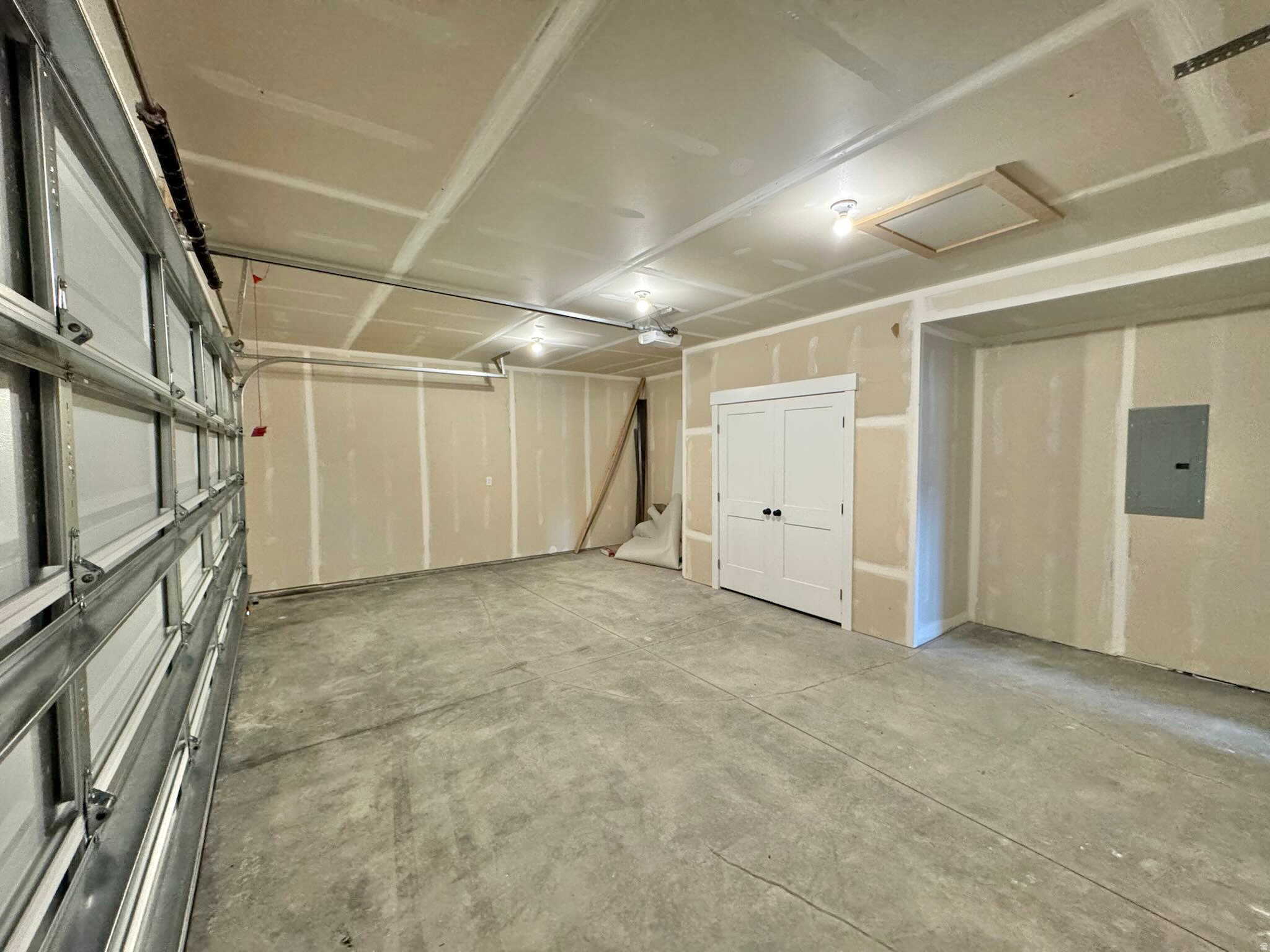 MOUNTAIN VIEW PH 2 - Residential