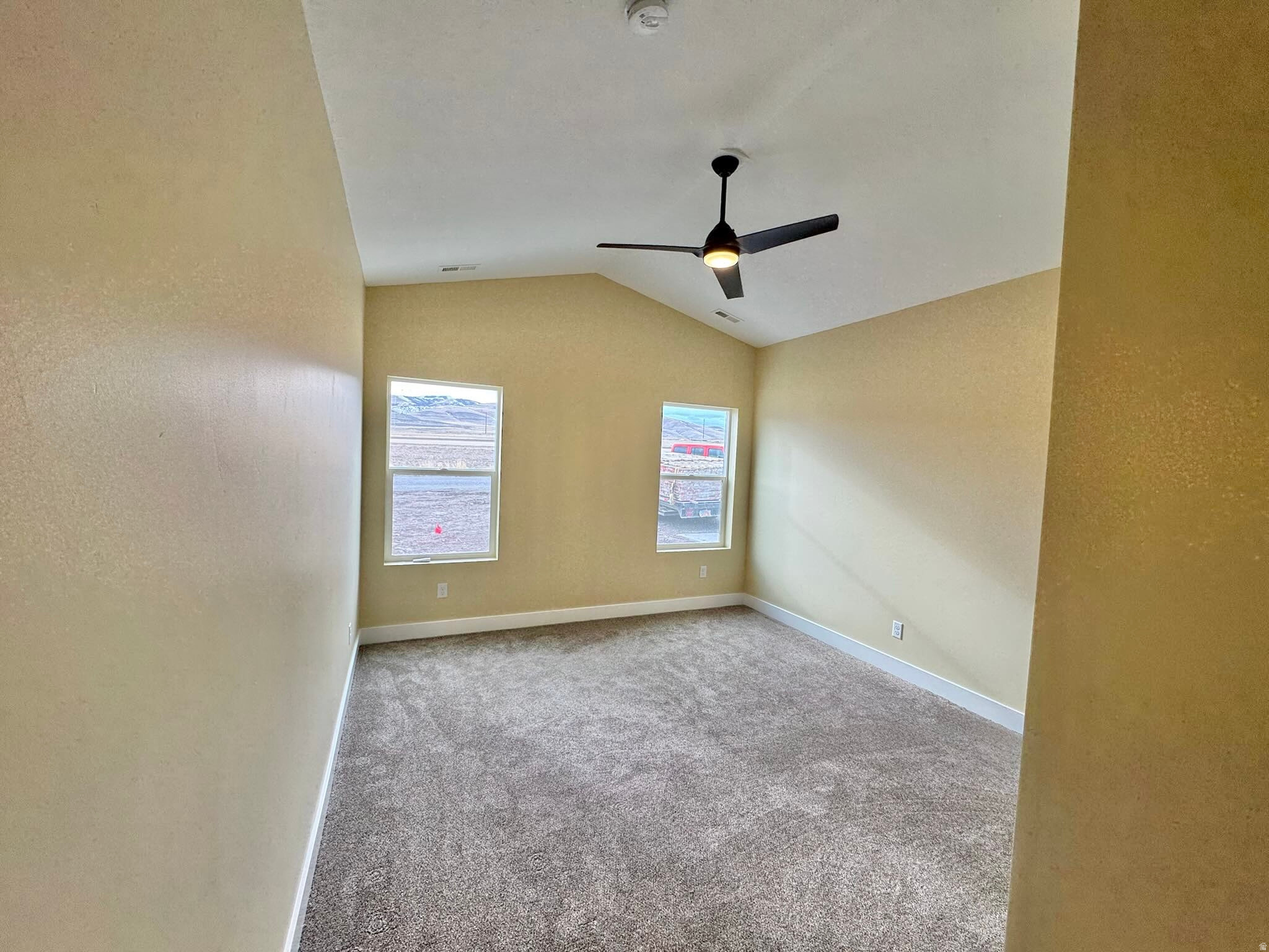MOUNTAIN VIEW PH 2 - Residential
