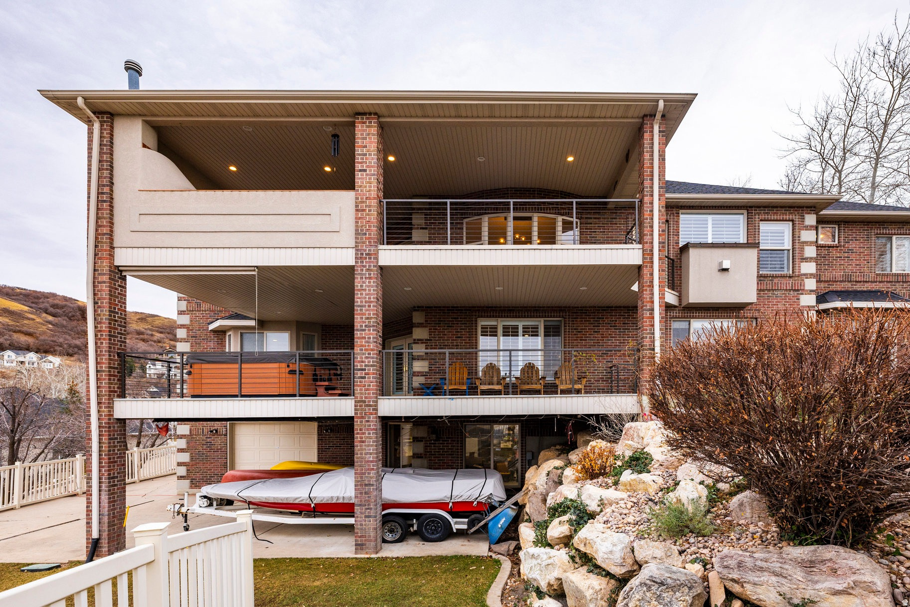 SUNSET HOLLOW - Residential