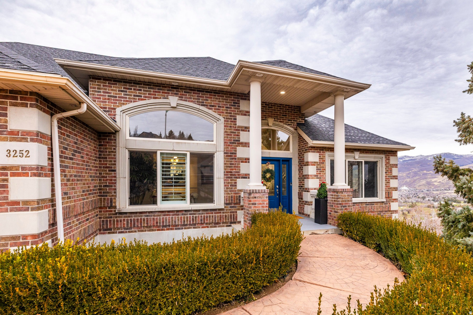SUNSET HOLLOW - Residential