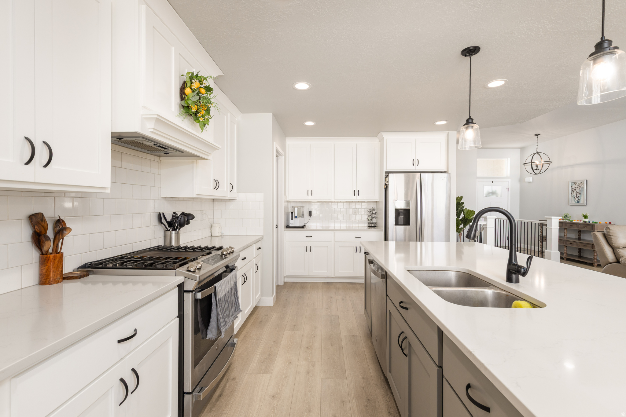 SUNSET MEADOWS - Residential